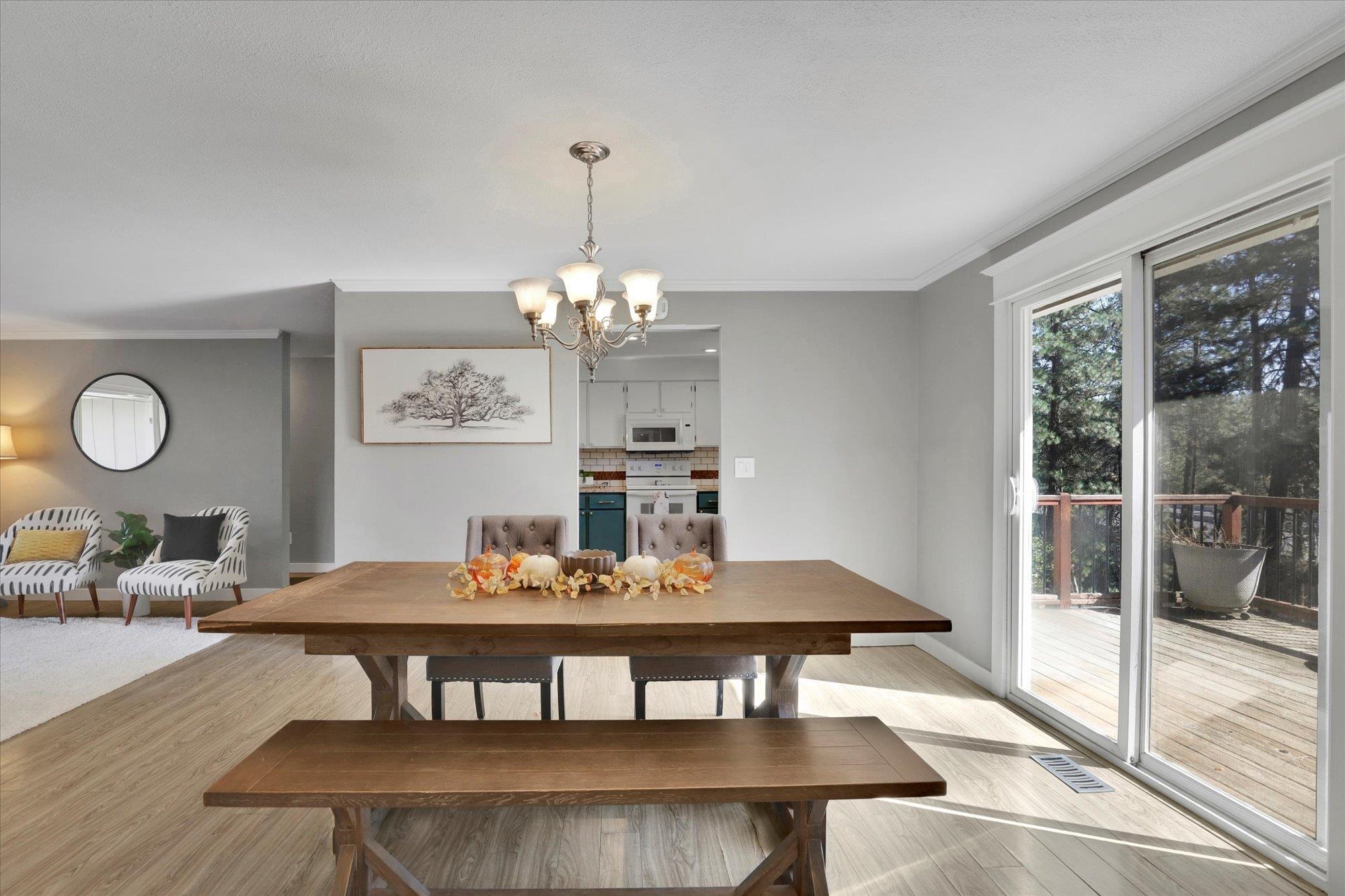 Mead, Washington, 99021, United States, 6 Bedrooms Bedrooms, ,3 BathroomsBathrooms,Residential,For Sale,1958324