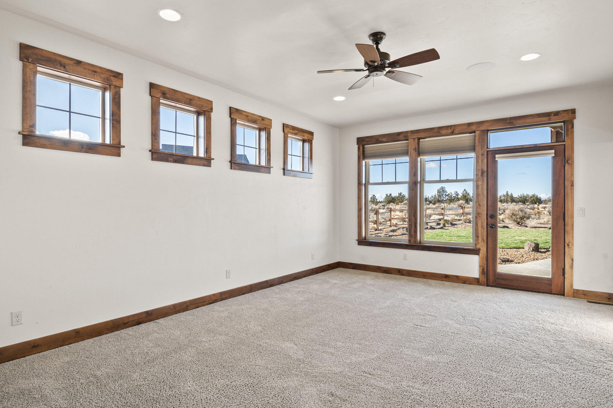 Powell Butte, Oregon, 97753, United States, 4 Bedrooms Bedrooms, ,3 BathroomsBathrooms,Residential,For Sale,1973893