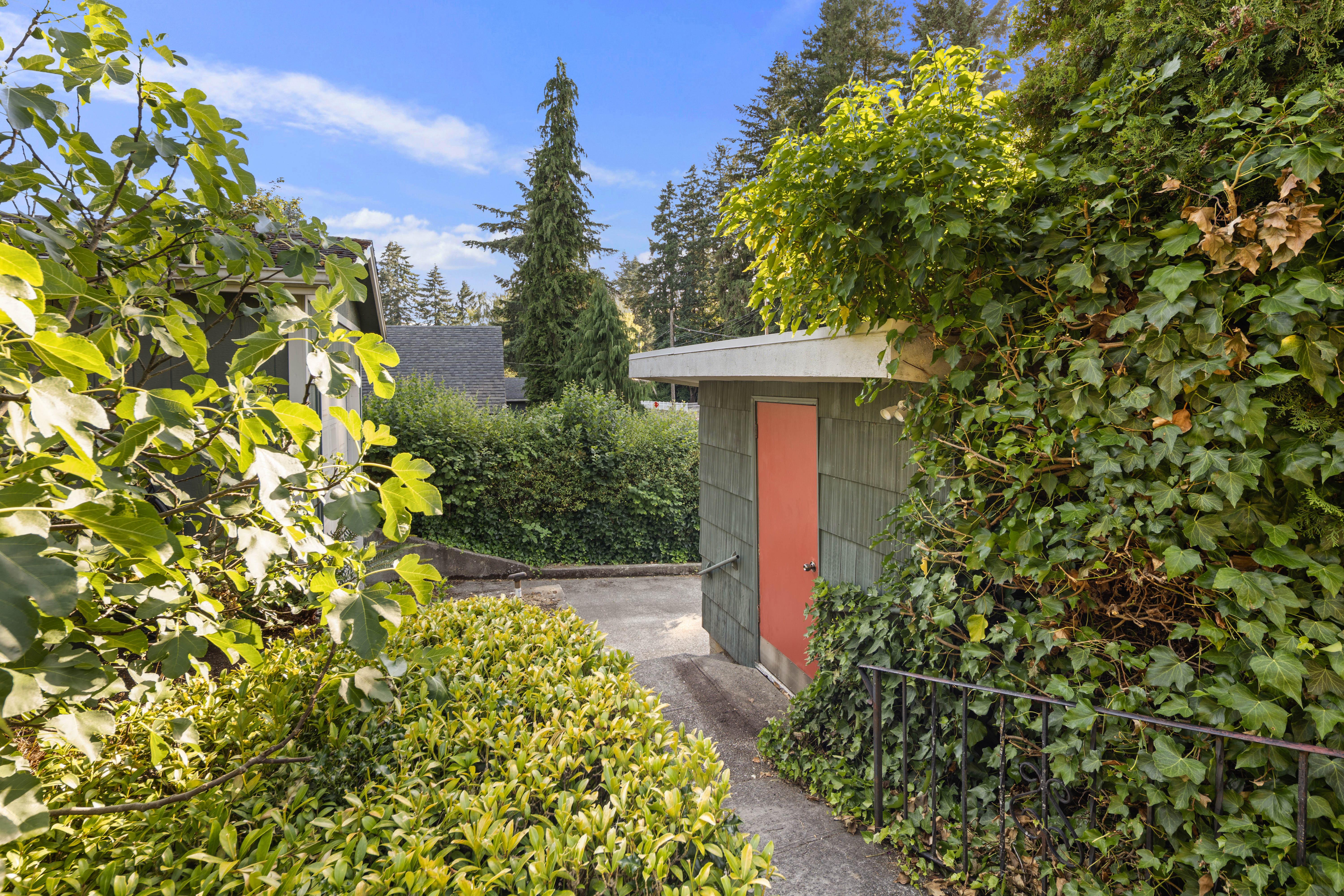  732 S. Summit Ave, Bremerton, WA 98312 - 物件實景