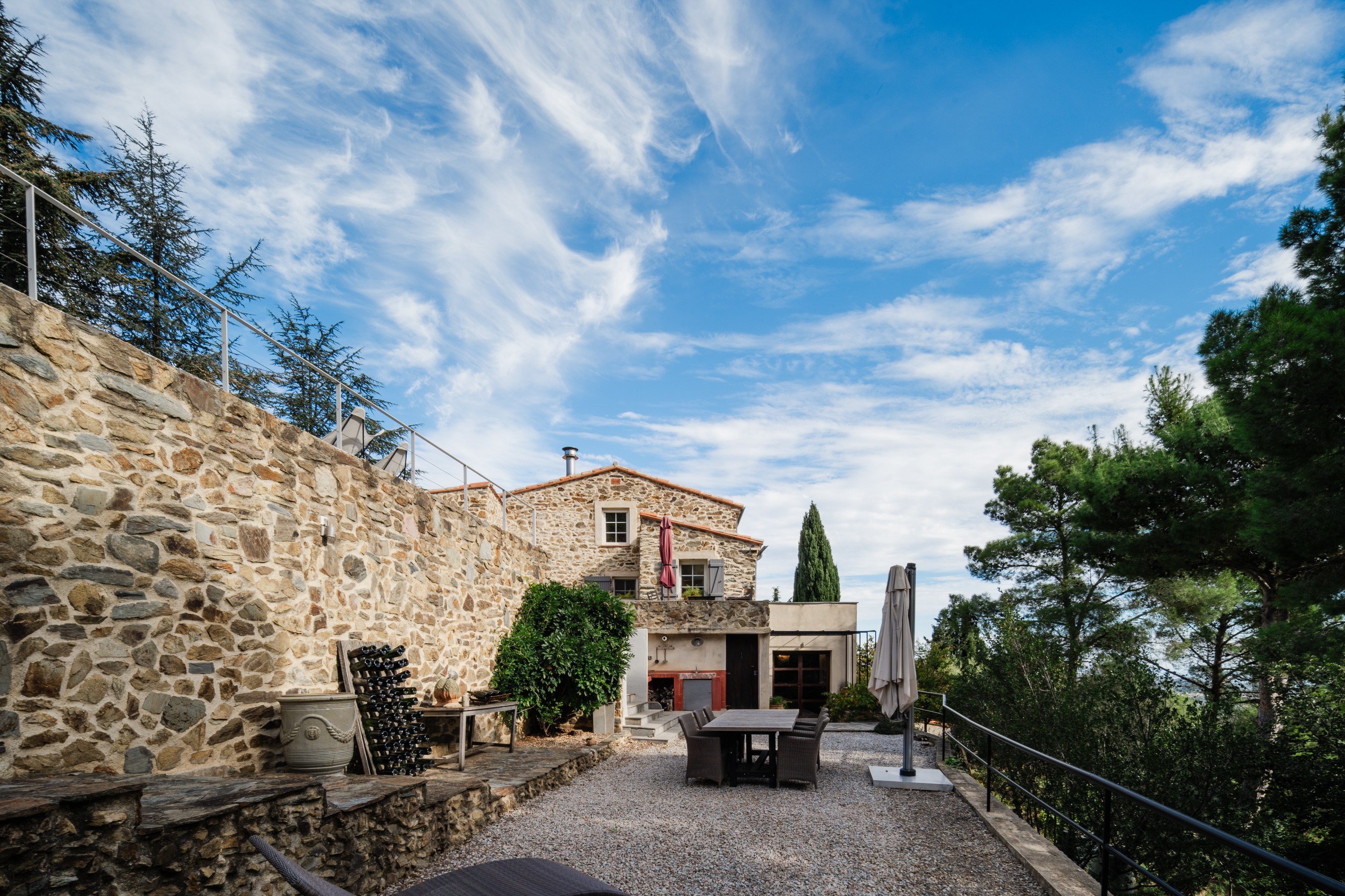  BETWEEN SKY AND NATURE - THE ELEGANCE OF AN AUTHENTIC RETREAT - 物件實景