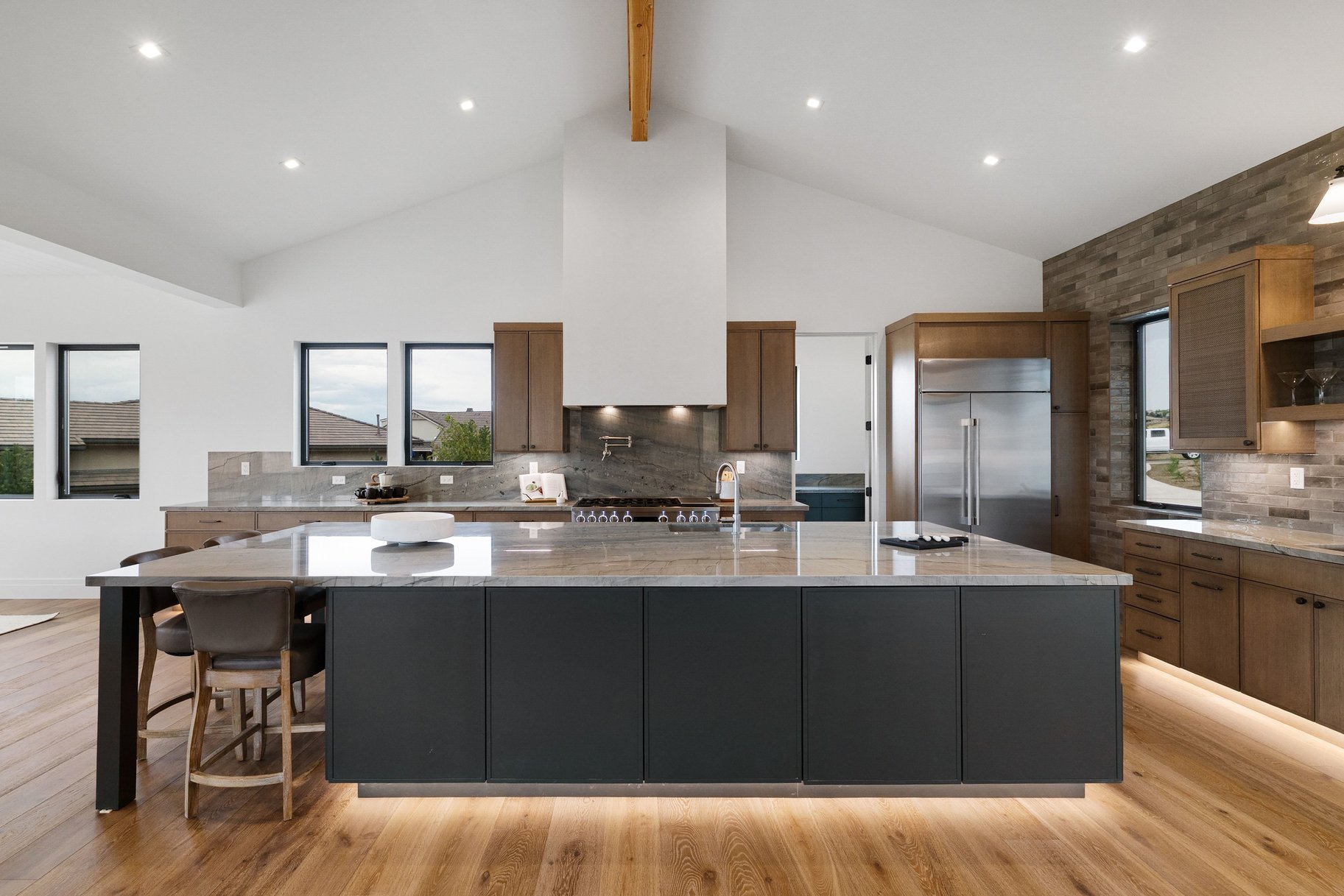  Altmann Craftsmanship. Arrowcreek Address. Uncompromising Finishes. - 物件實景