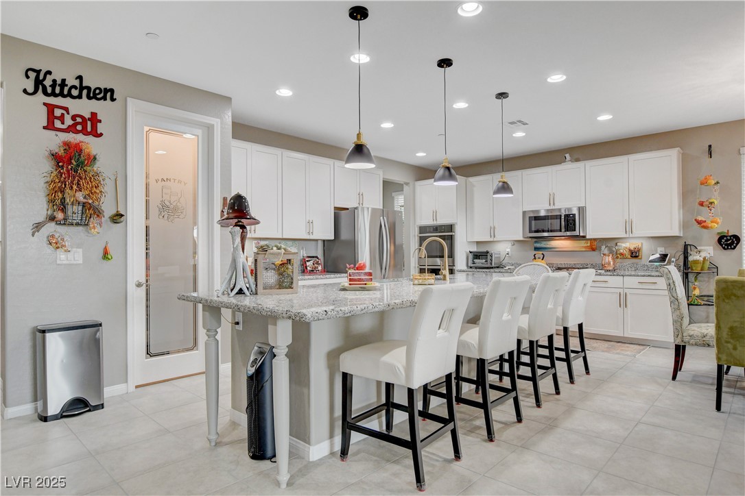 Henderson, Nevada, 89011, United States, 3 Bedrooms Bedrooms, ,2 BathroomsBathrooms,Residential,For Sale,1848397