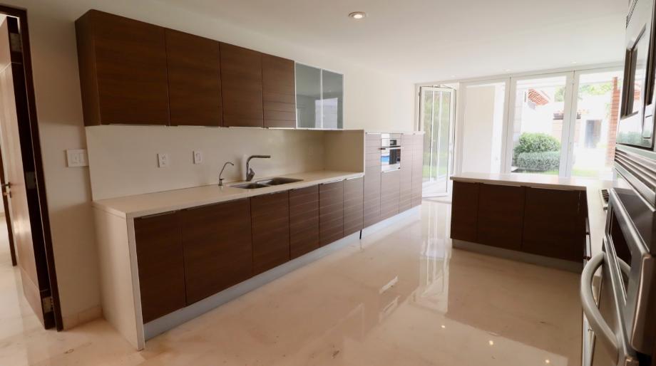 Cumbres de Guadalc?zar, Morelia, Michoacán de Ocampo, 58278, Mexico, 4 Bedrooms Bedrooms, ,4 BathroomsBathrooms,Residential,For Sale,Cumbres de Guadalc?zar,1578001