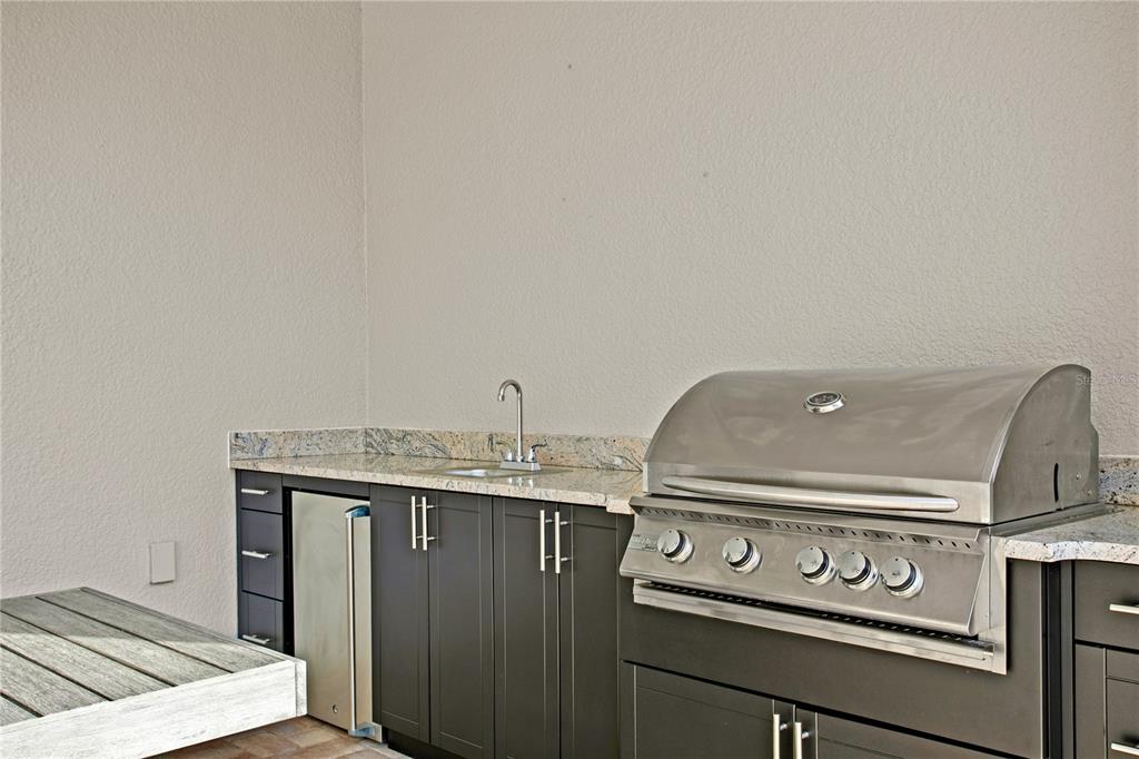 Lutz, Florida, 33559, United States, 5 Bedrooms Bedrooms, ,5 BathroomsBathrooms,Residential,For Sale,2002912