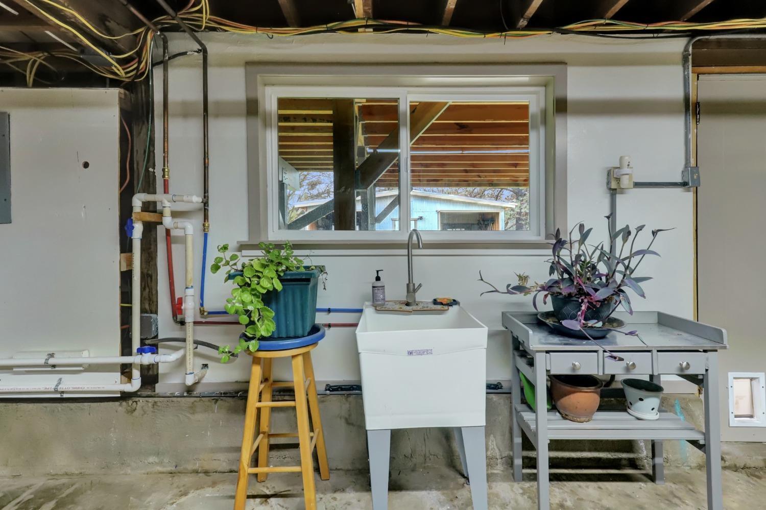 Nevada City, California, 95959, United States, 3 Bedrooms Bedrooms, ,2 BathroomsBathrooms,Residential,For Sale,1975020