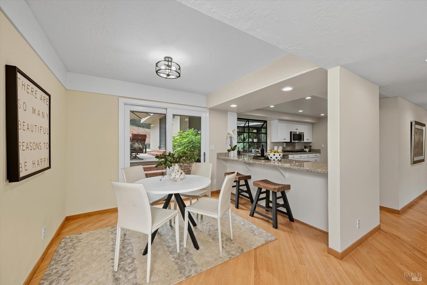 Napa, California, 94558, United States, 3 Bedrooms Bedrooms, ,3 BathroomsBathrooms,Residential,For Sale,1991086