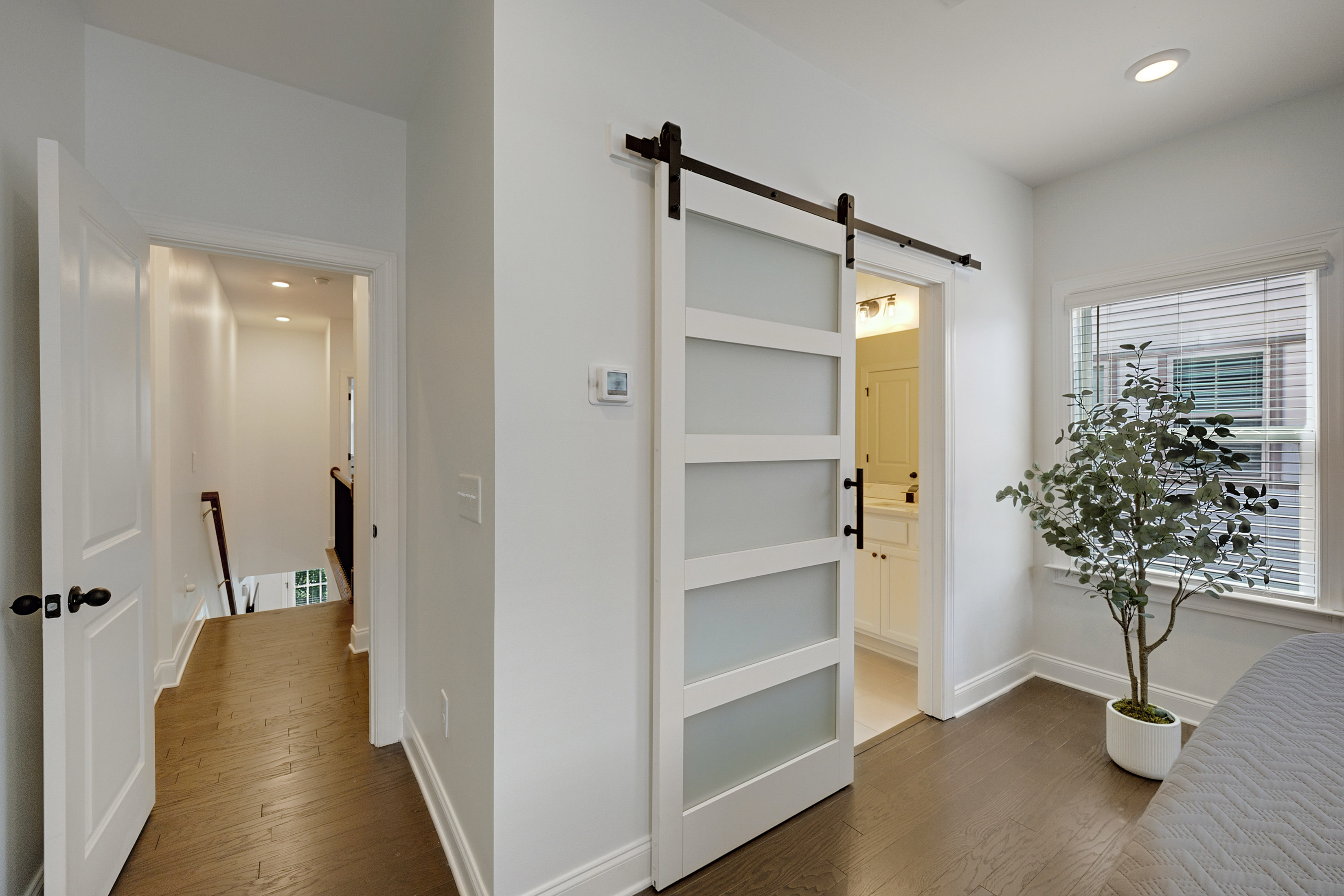  Beautifully Upgraded End Unit Townhome in the Heart of Vinings - 物件實景