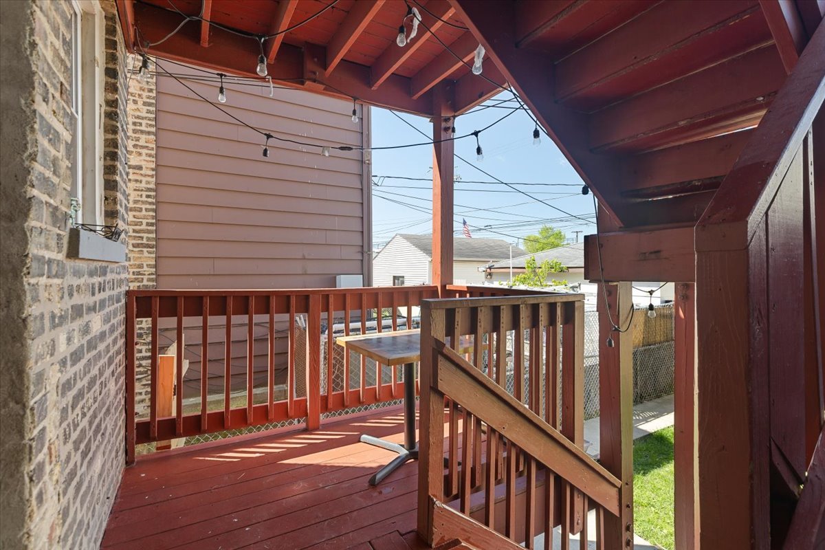 Chicago, Illinois, 60659, United States, 9 Bedrooms Bedrooms, ,Residential,For Sale,1905670