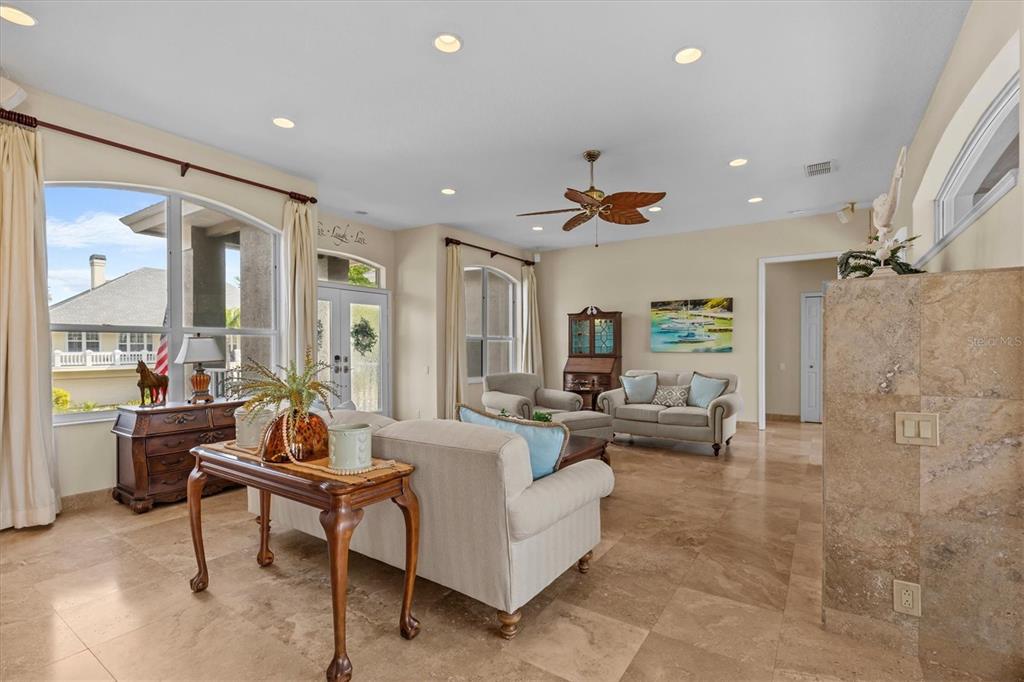 Tarpon Springs, Florida, 34689, United States, 3 Bedrooms Bedrooms, ,2 BathroomsBathrooms,Residential,For Sale,1751441