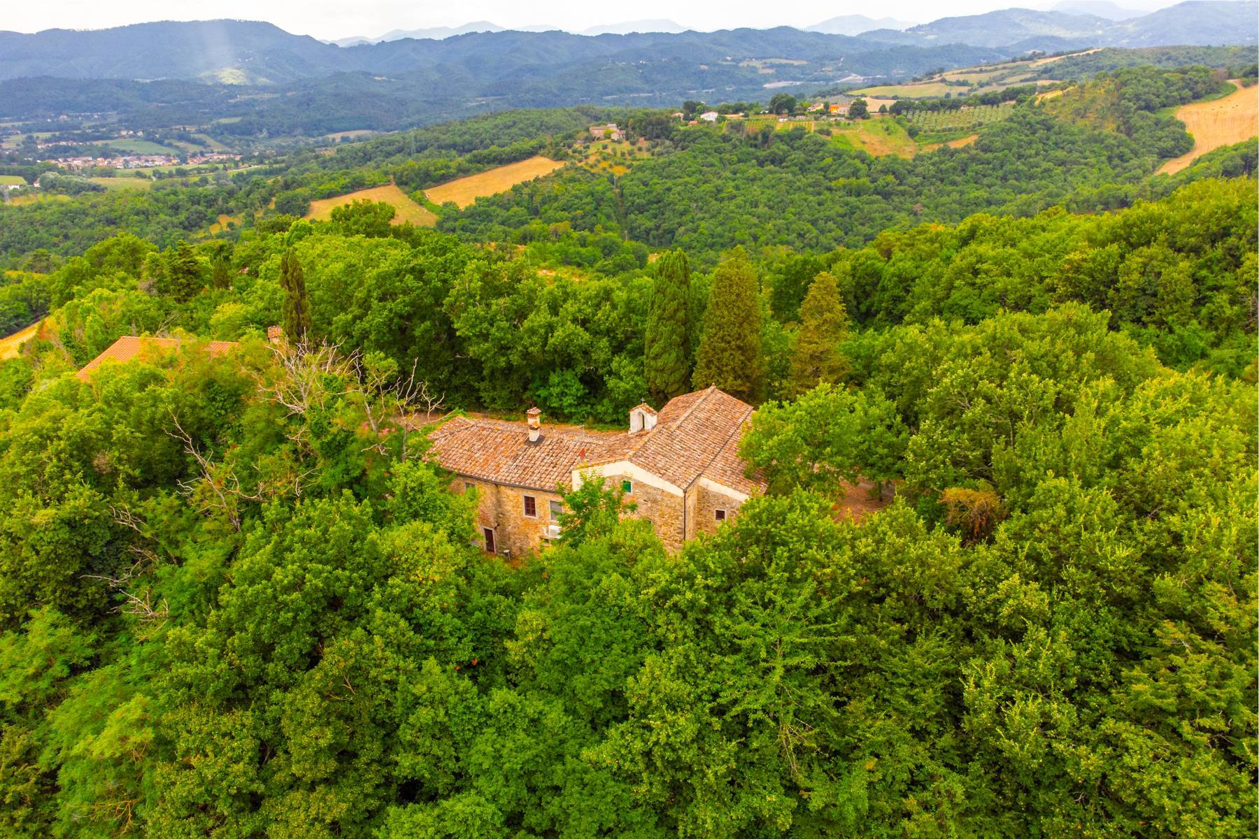 Barberino di Mugello, Firenze, 50031, IT, 35 Bedrooms Bedrooms, ,25 BathroomsBathrooms,Residential,For Sale,1926521