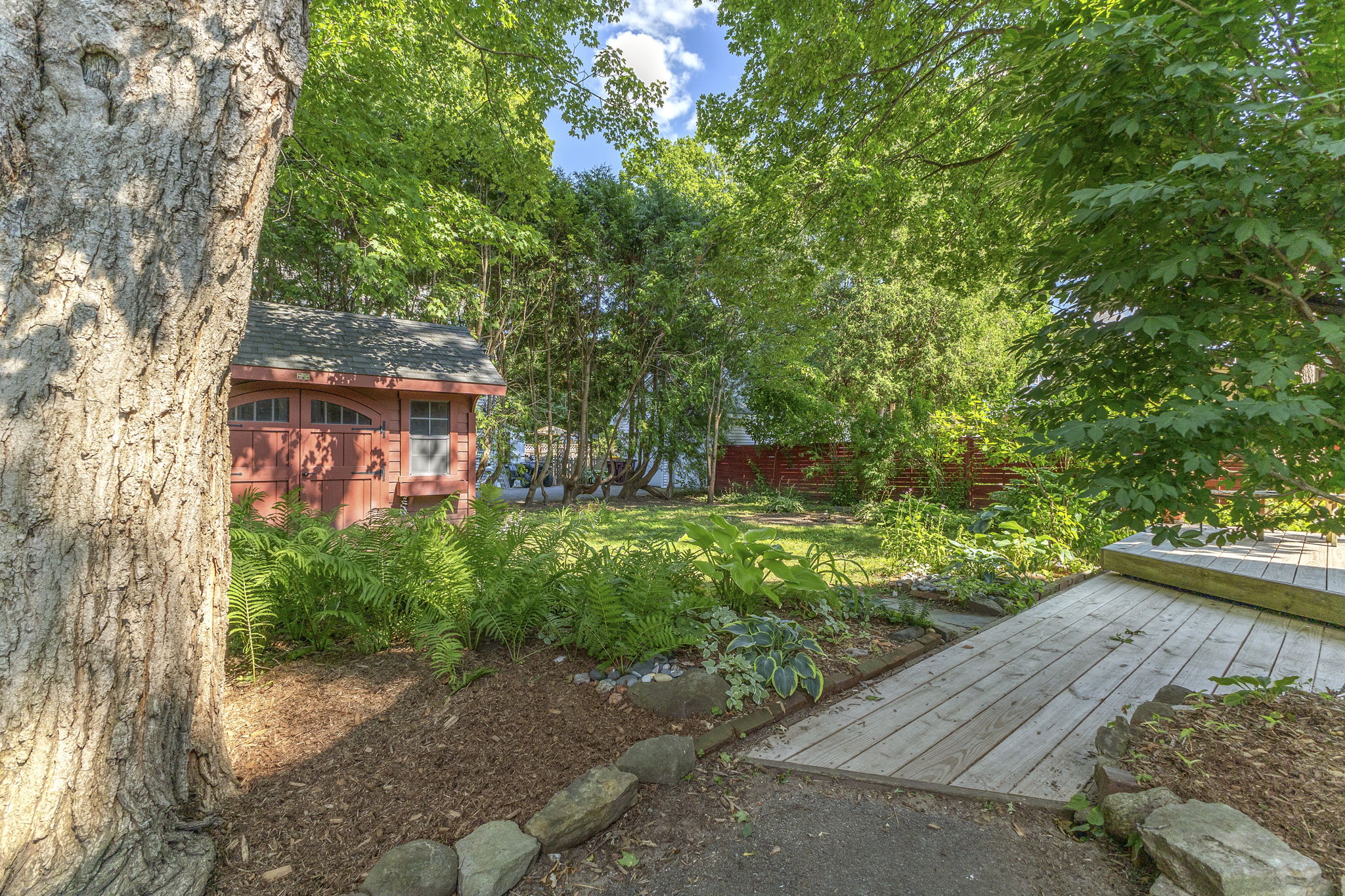  6 Pinewood Avenue, Saratoga Springs, NY, 12866 - 物件實景