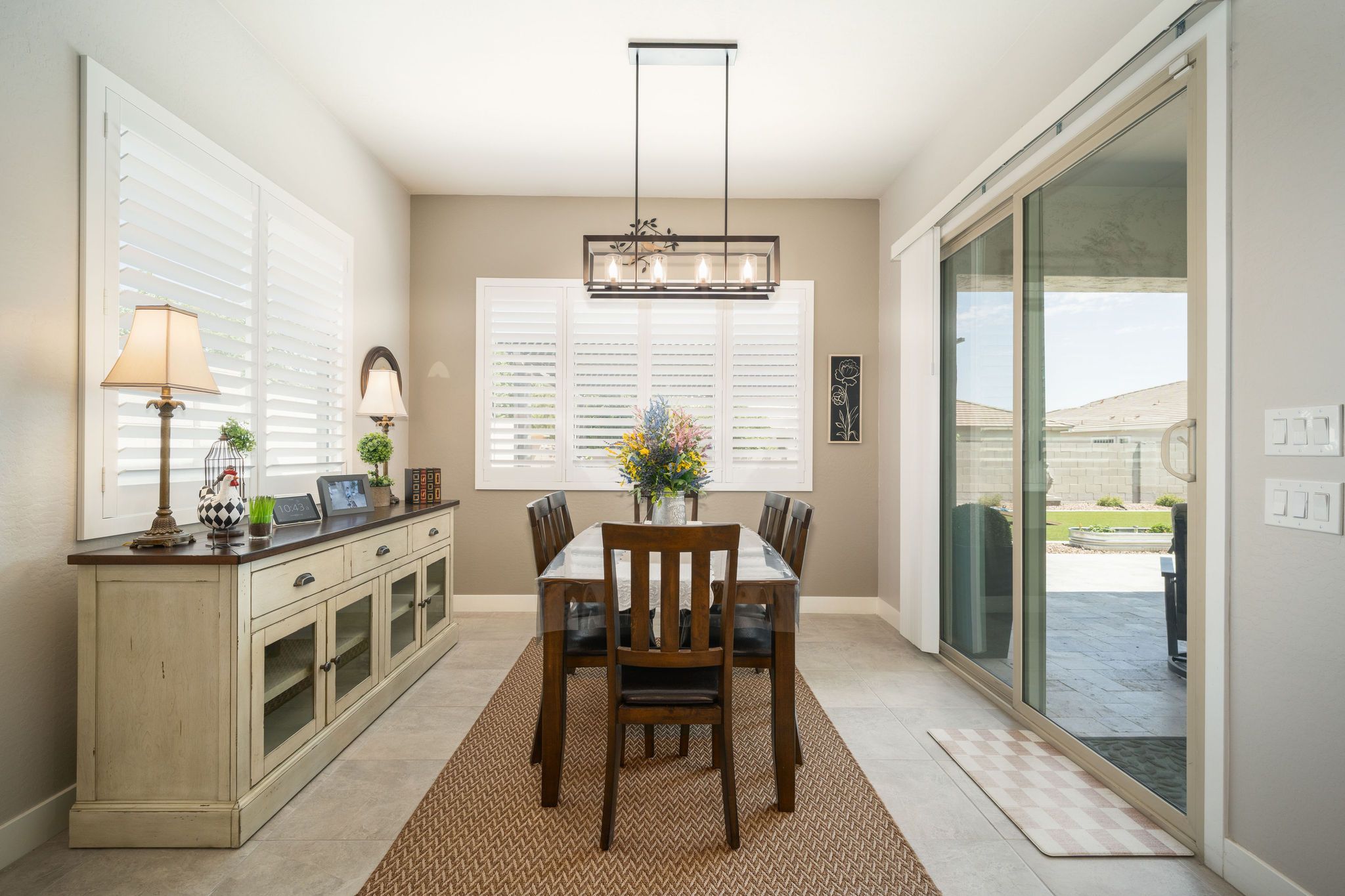  8562 W Myrtle Avenue¦Glendale, AZ - 物件實景