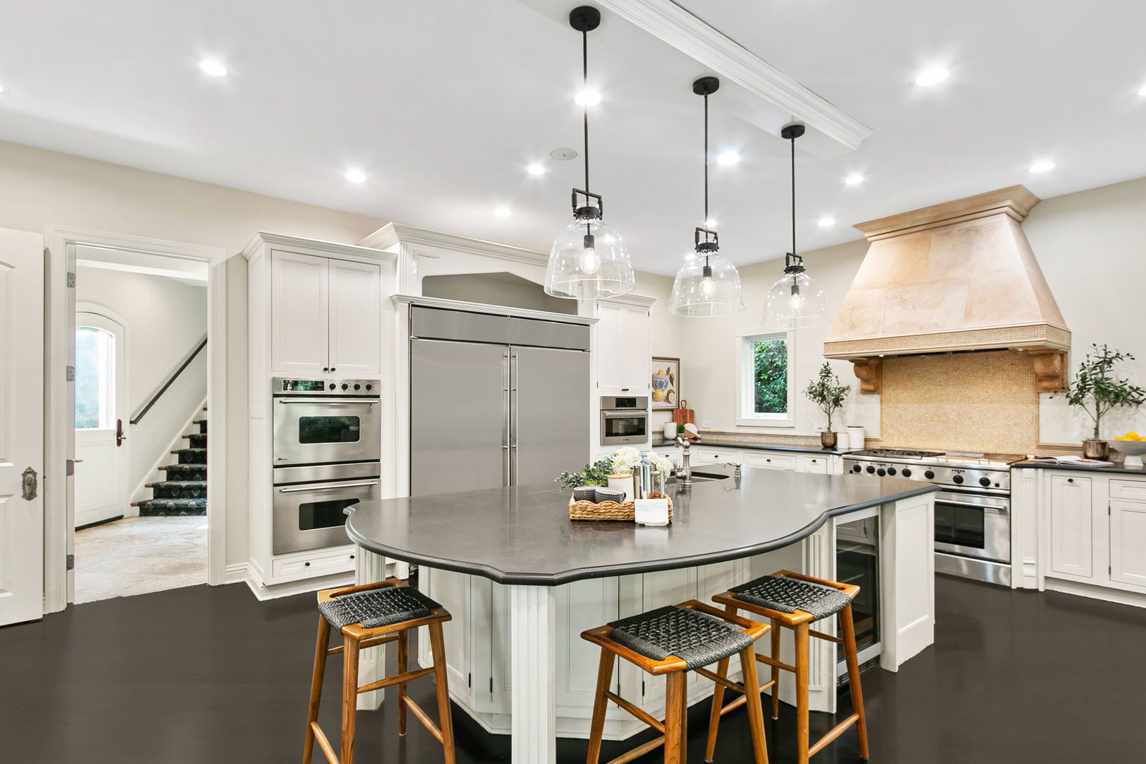 Winnetka, Illinois, 60093, United States, 6 Bedrooms Bedrooms, ,8 BathroomsBathrooms,Residential,For Sale,1991564