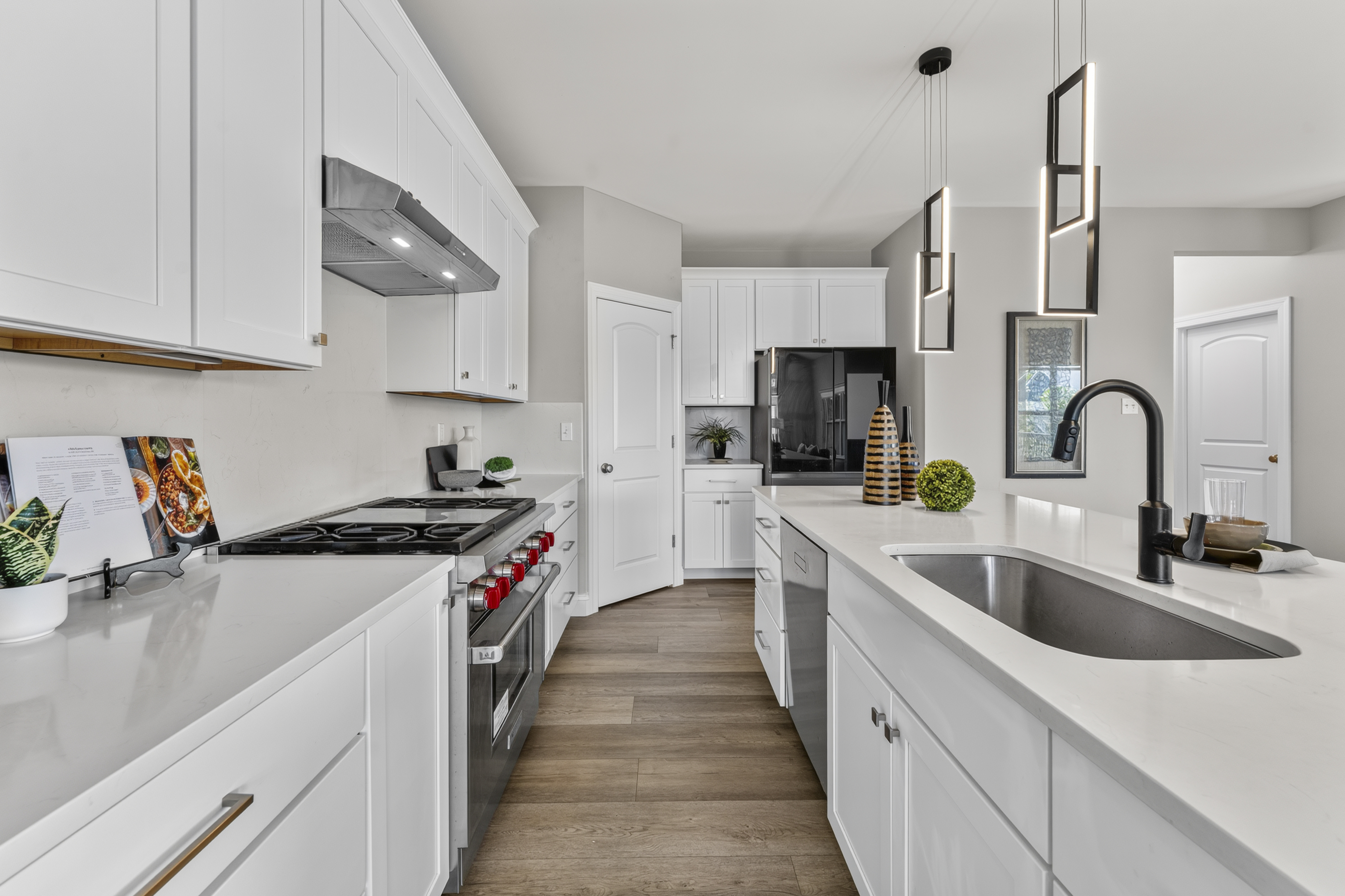  Modern 1.5-story home in Chesterfield, less than 3 years old - 物件實景