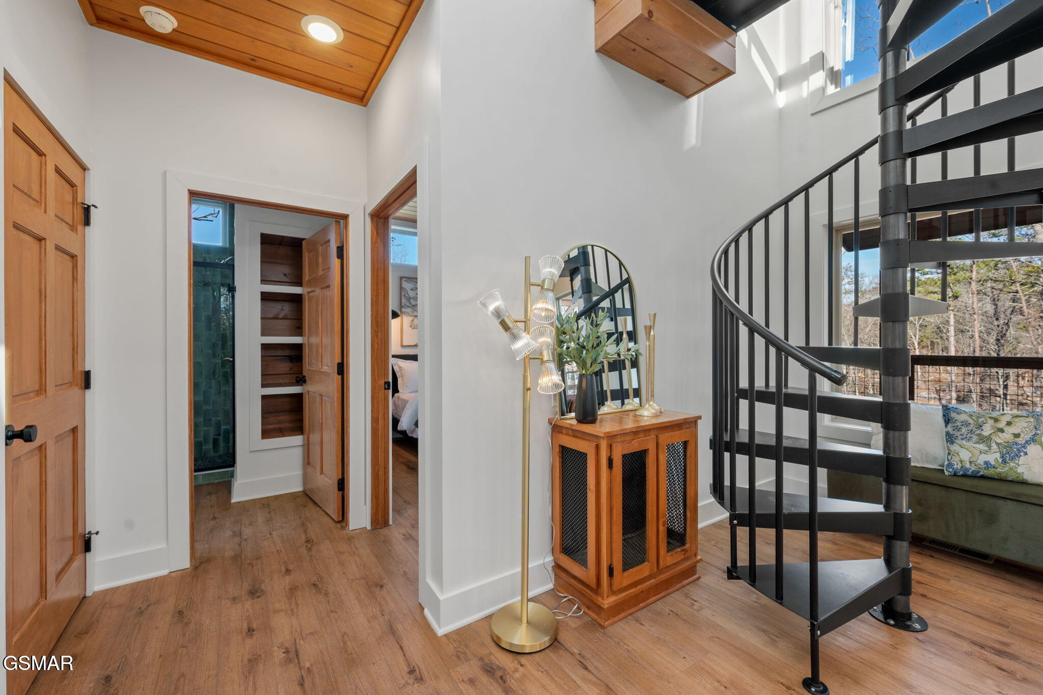 Pigeon Forge, Tennessee, 37863, United States, 2 Bedrooms Bedrooms, ,2 BathroomsBathrooms,Residential,For Sale,1872130
