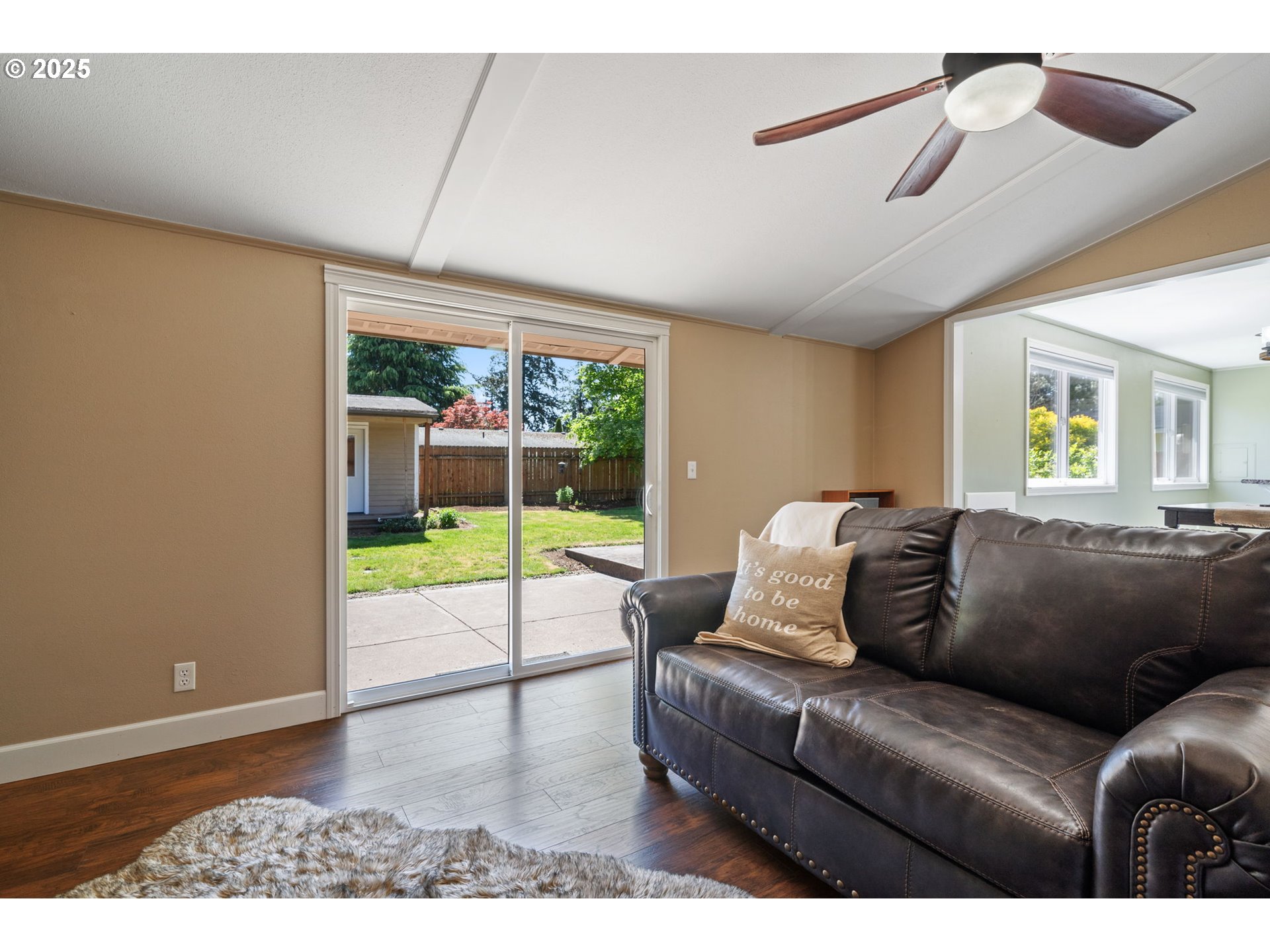 Vancouver, Washington, 98682, United States, 4 Bedrooms Bedrooms, ,2 BathroomsBathrooms,Residential,For Sale,1987487