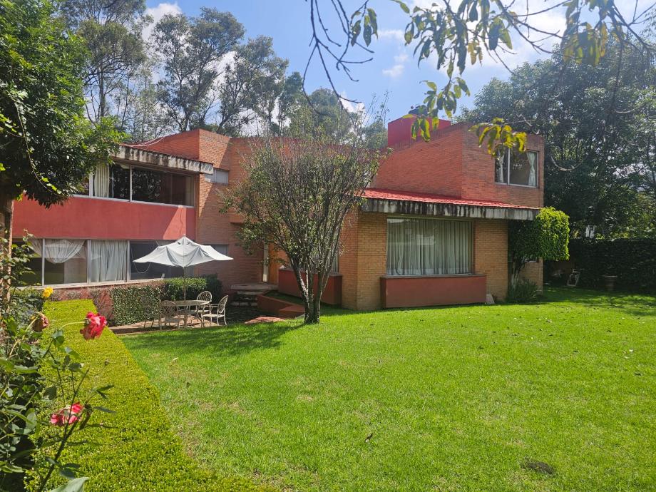 Atizapán de Zaragoza, Estado de méxico, 52950, Mexico, 4 Bedrooms Bedrooms, ,5 BathroomsBathrooms,Residential,For Sale,1940719