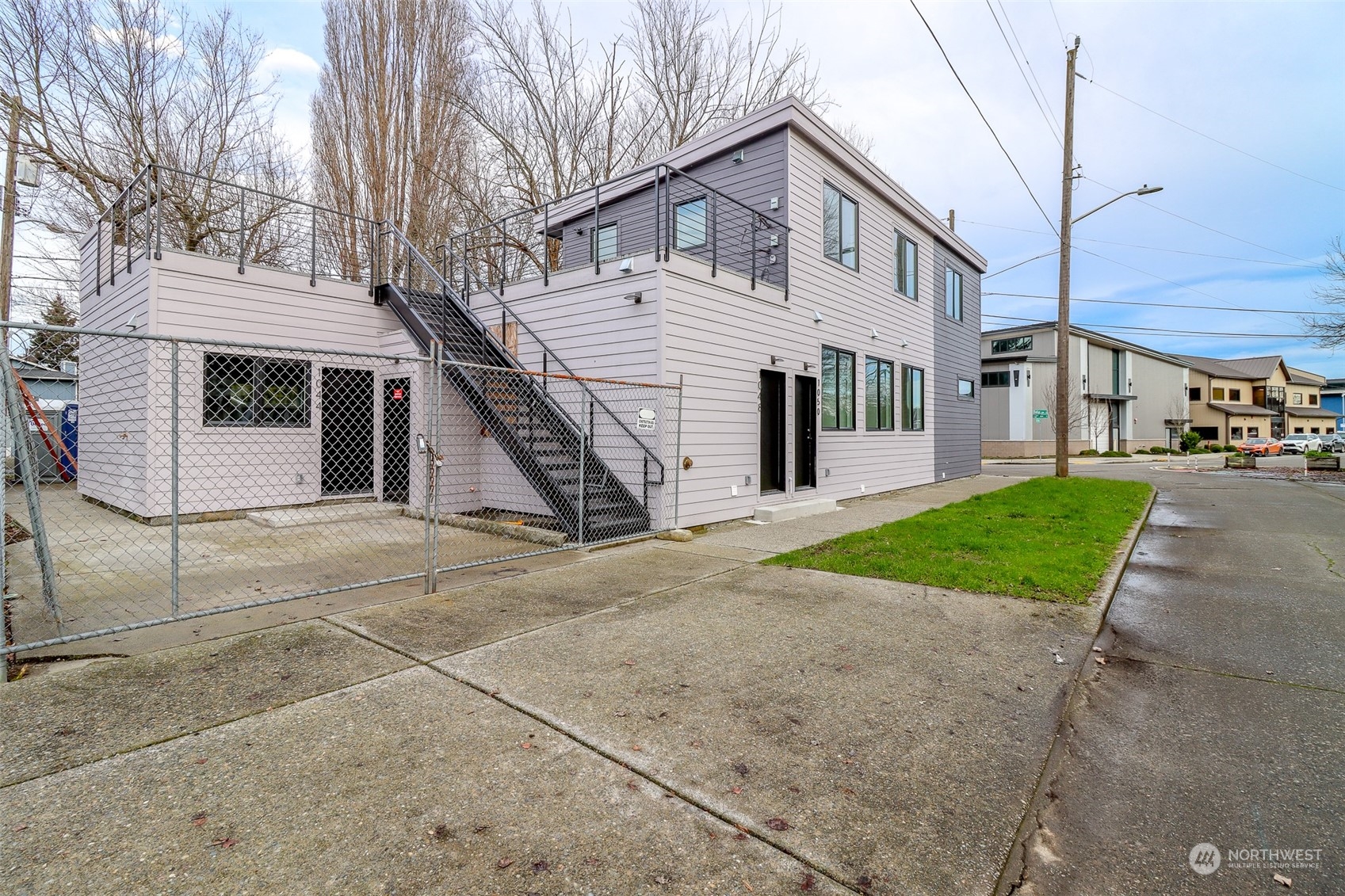 Seattle, Washington, 98108, United States, ,Residential,For Sale,1824067