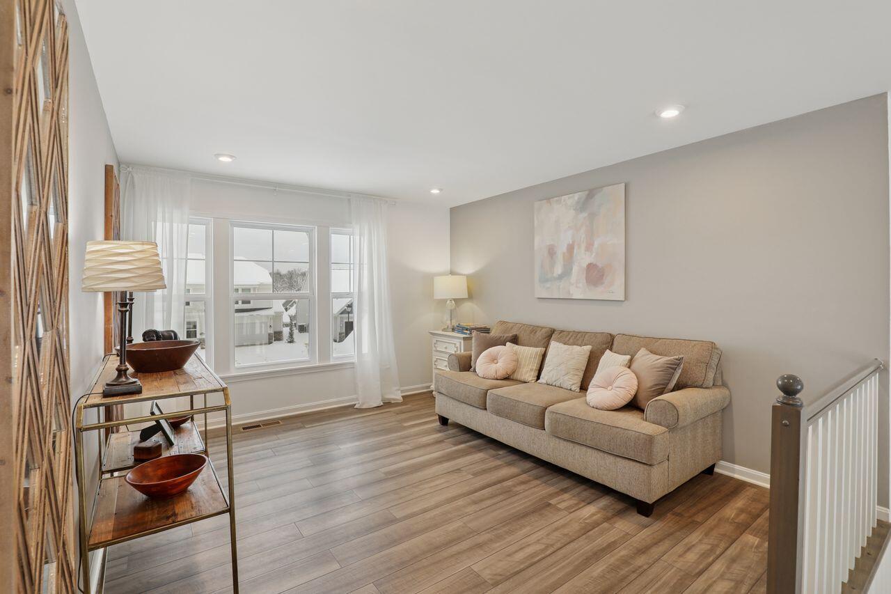 Covington, Kentucky, 41017, United States, 3 Bedrooms Bedrooms, ,3 BathroomsBathrooms,Residential,For Sale,2002248