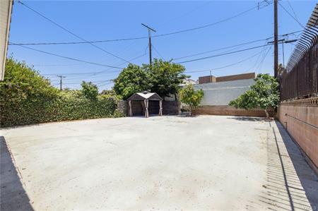Los Angeles, California, 90016, United States, ,Residential,For Sale,1895088