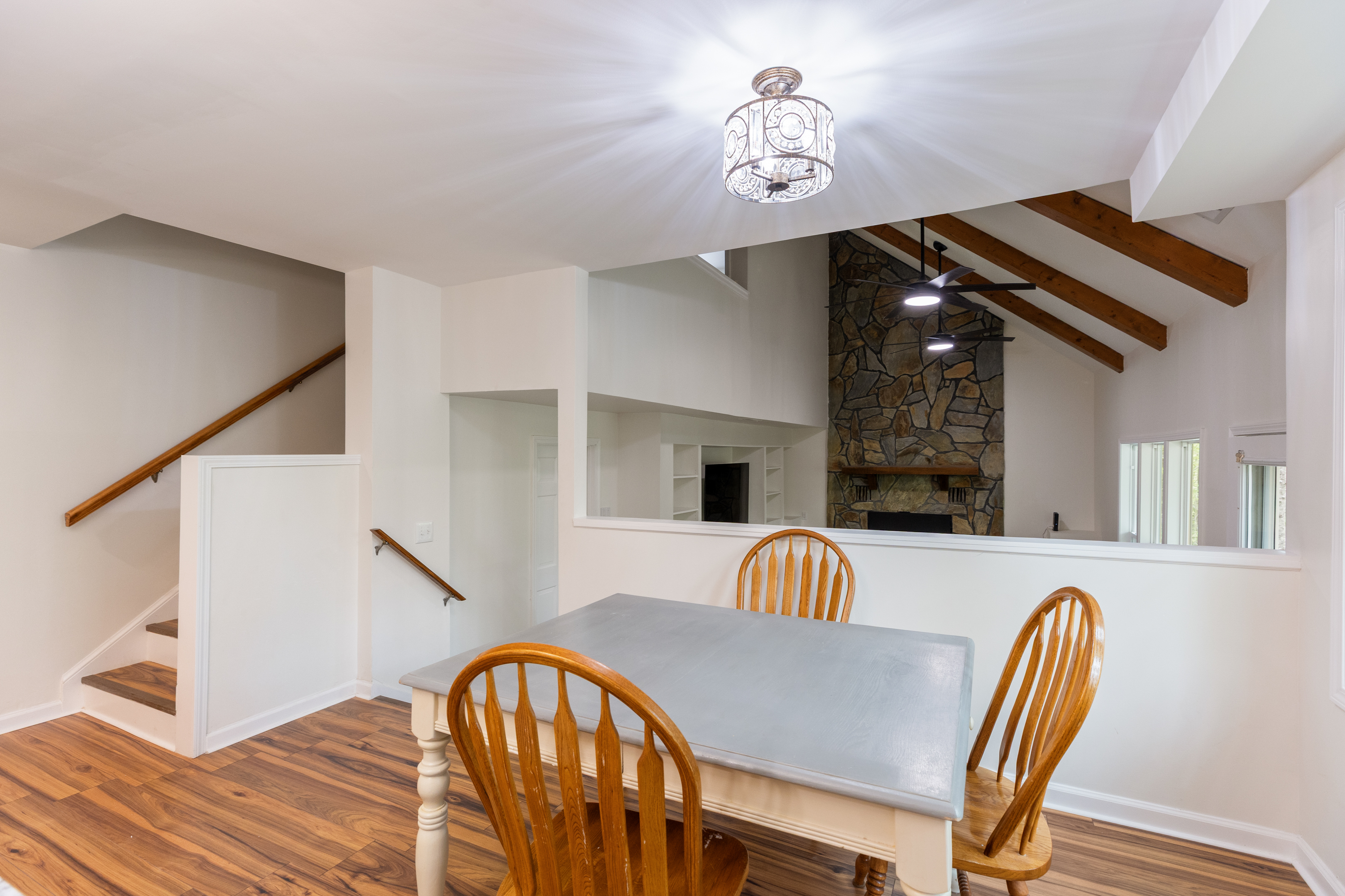  2129 Black Oak Drive - 物件實景