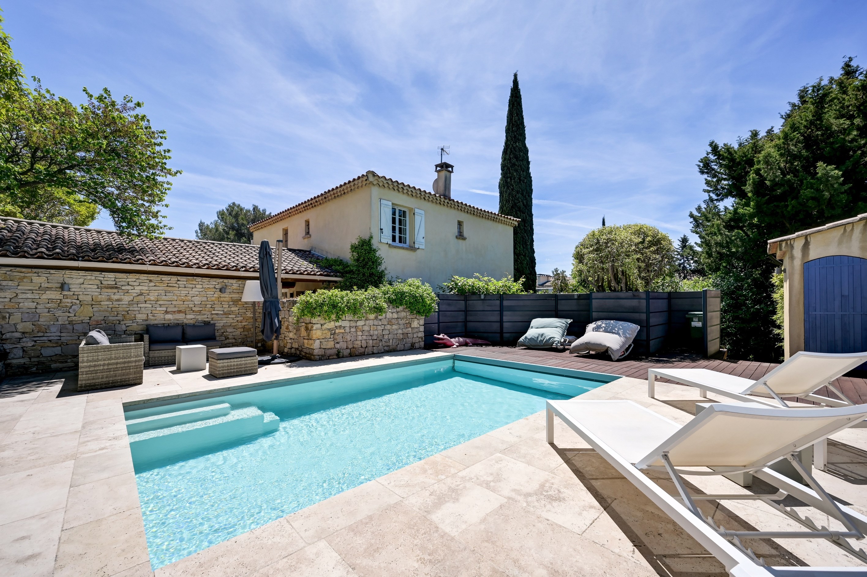  Beautiful Family House in La Torse, Aix en Provence - 物件實景
