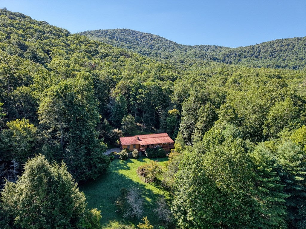 Blairsville, Georgia, 30512, United States, 2 Bedrooms Bedrooms, ,2 BathroomsBathrooms,Residential,For Sale,1932142