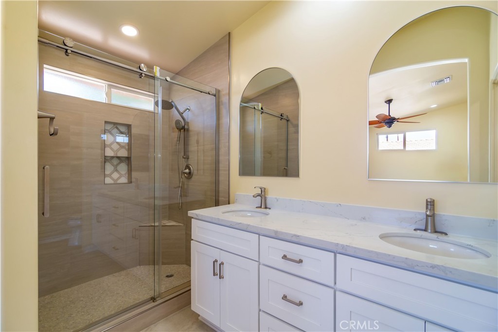 La Quinta, California, 92253, United States, 3 Bedrooms Bedrooms, ,3 BathroomsBathrooms,Residential,For Sale,1982992