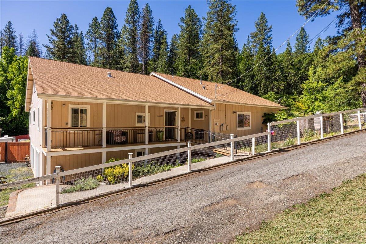 Grass Valley, California, 95945, United States, 4 Bedrooms Bedrooms, ,4 BathroomsBathrooms,Residential,For Sale,1897188