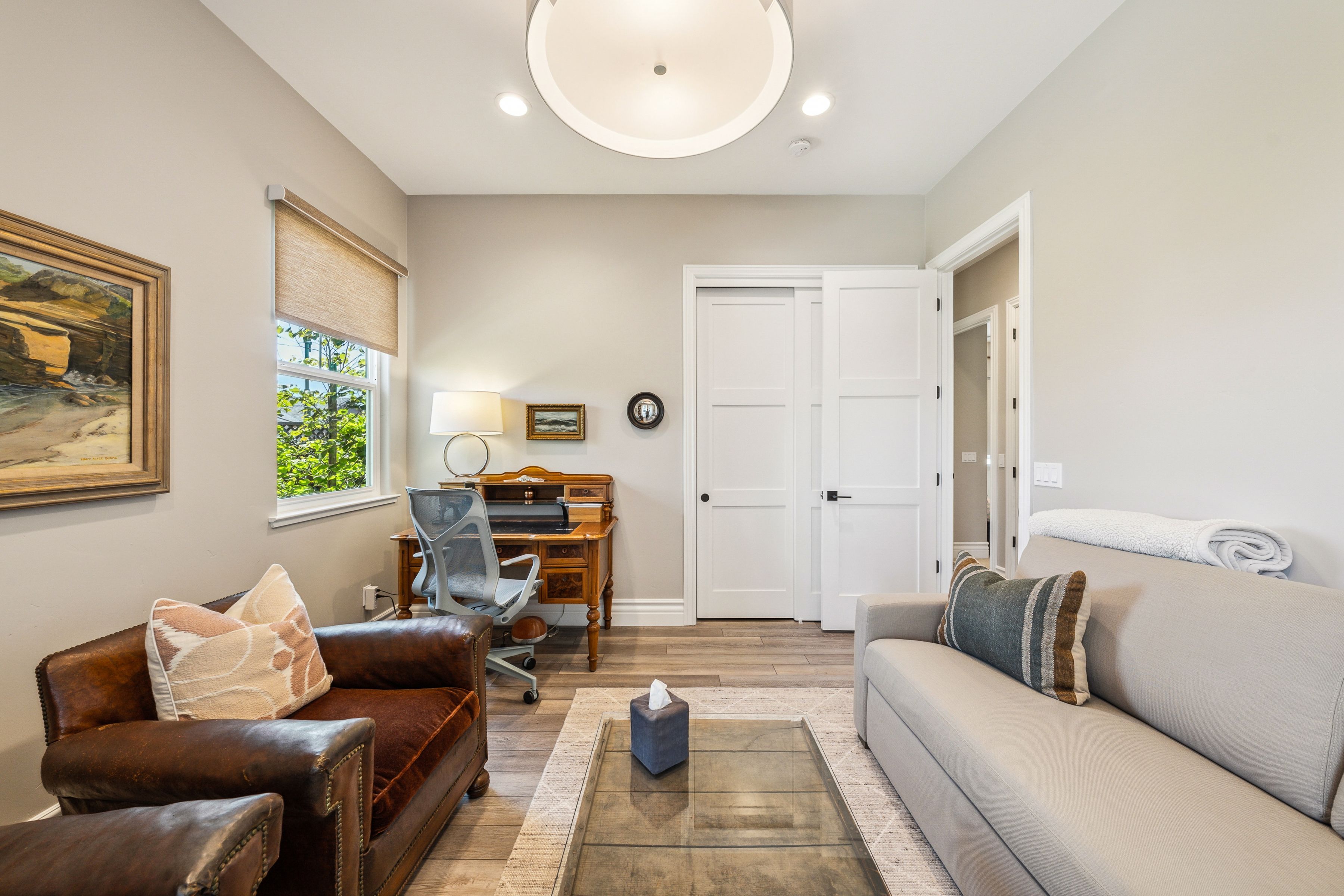  3007 Bluffs Drive - 物件實景