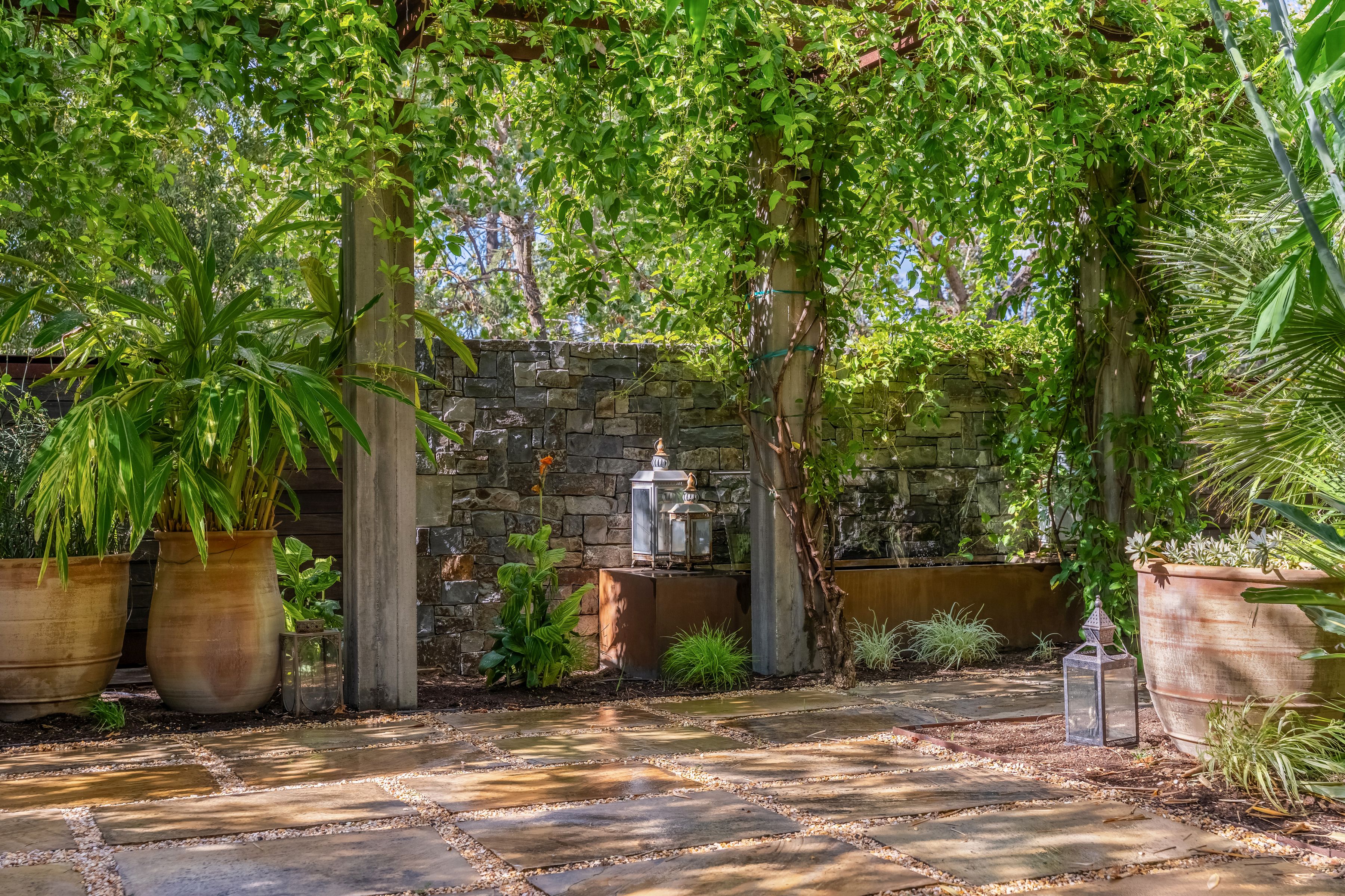  3027 Vichy Avenue - 物件實景