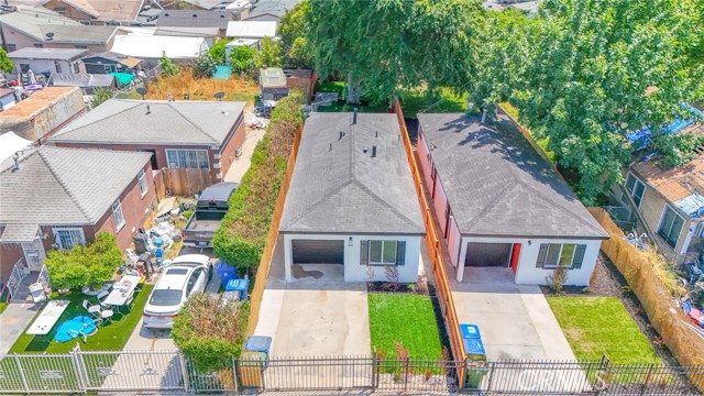 Los Angeles, California, 90059, United States, 2 Bedrooms Bedrooms, ,1 BathroomBathrooms,Residential,For Sale,1942997