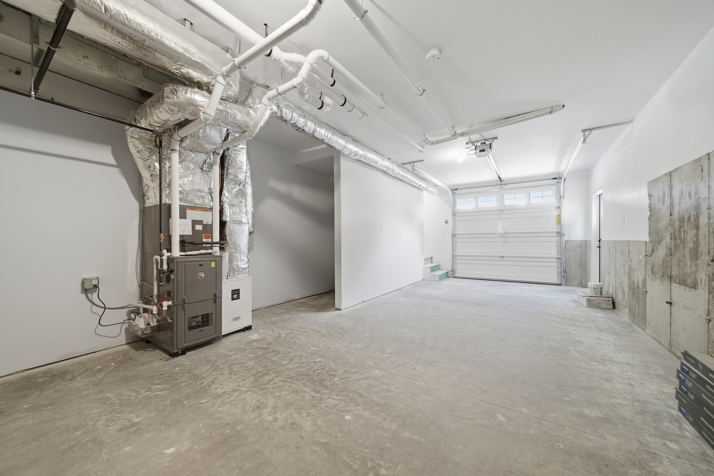  24 Munroe Street, Units 1&2, Franklin, NH, 03235 - 物件實景