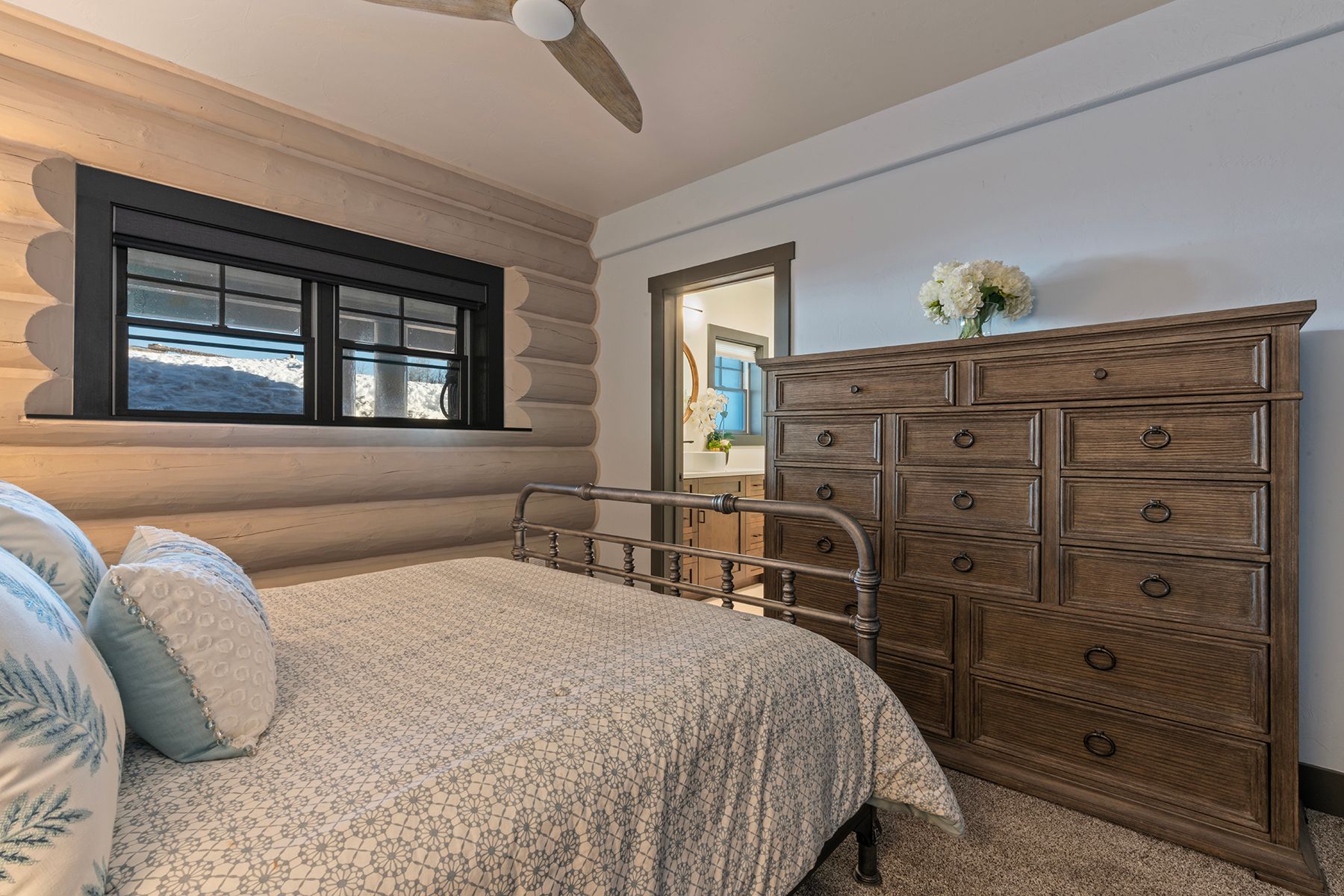  Privacy in Bedford - 物件實景