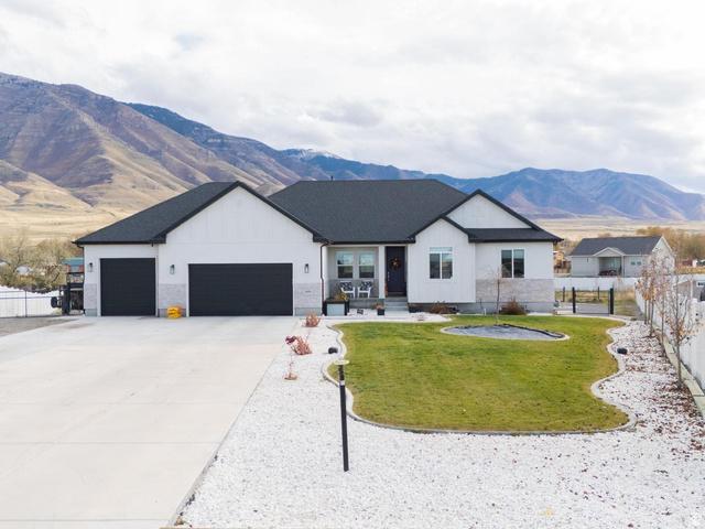 Lake Point, Utah, 84074, United States, 3 Bedrooms Bedrooms, ,3 BathroomsBathrooms,Residential,For Sale,1998720
