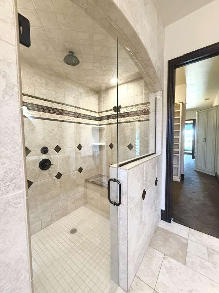 Carlsbad, New Mexico, 88220, United States, 4 Bedrooms Bedrooms, ,6 BathroomsBathrooms,Residential,For Sale,1974885