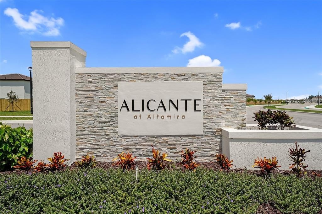 Homestead, Florida, 33035, United States, 4 Bedrooms Bedrooms, ,3 BathroomsBathrooms,Residential,For Sale,1984015