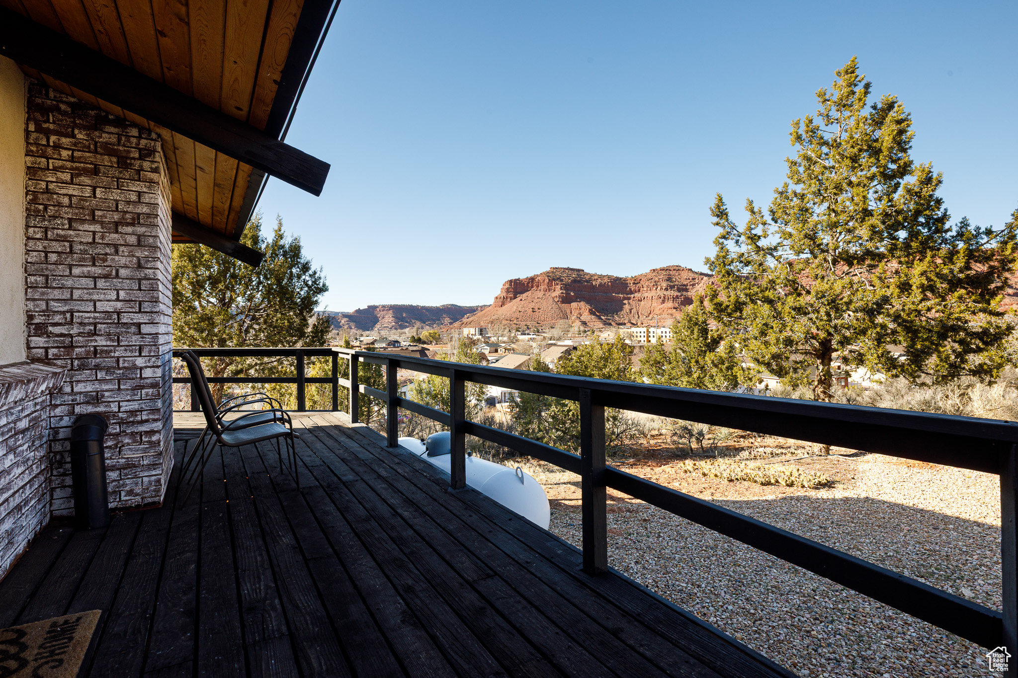 Kanab, Utah, 84741, United States, 3 Bedrooms Bedrooms, ,2 BathroomsBathrooms,Residential,For Sale,1856860