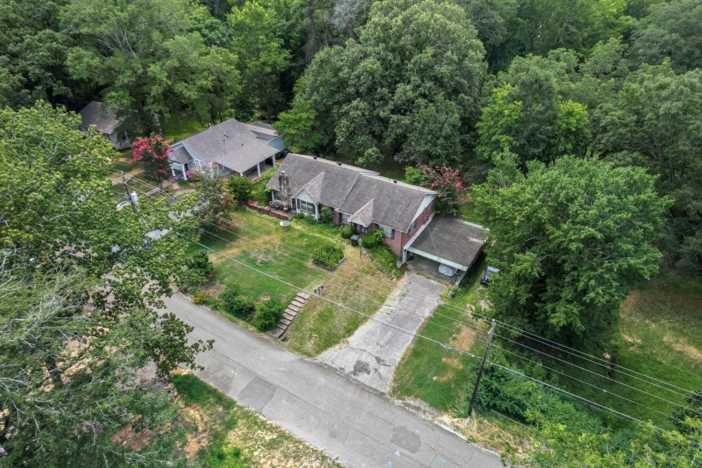 OXFORD, Mississippi, 38655, United States, 3 Bedrooms Bedrooms, ,3 BathroomsBathrooms,Residential,For Sale,1903883