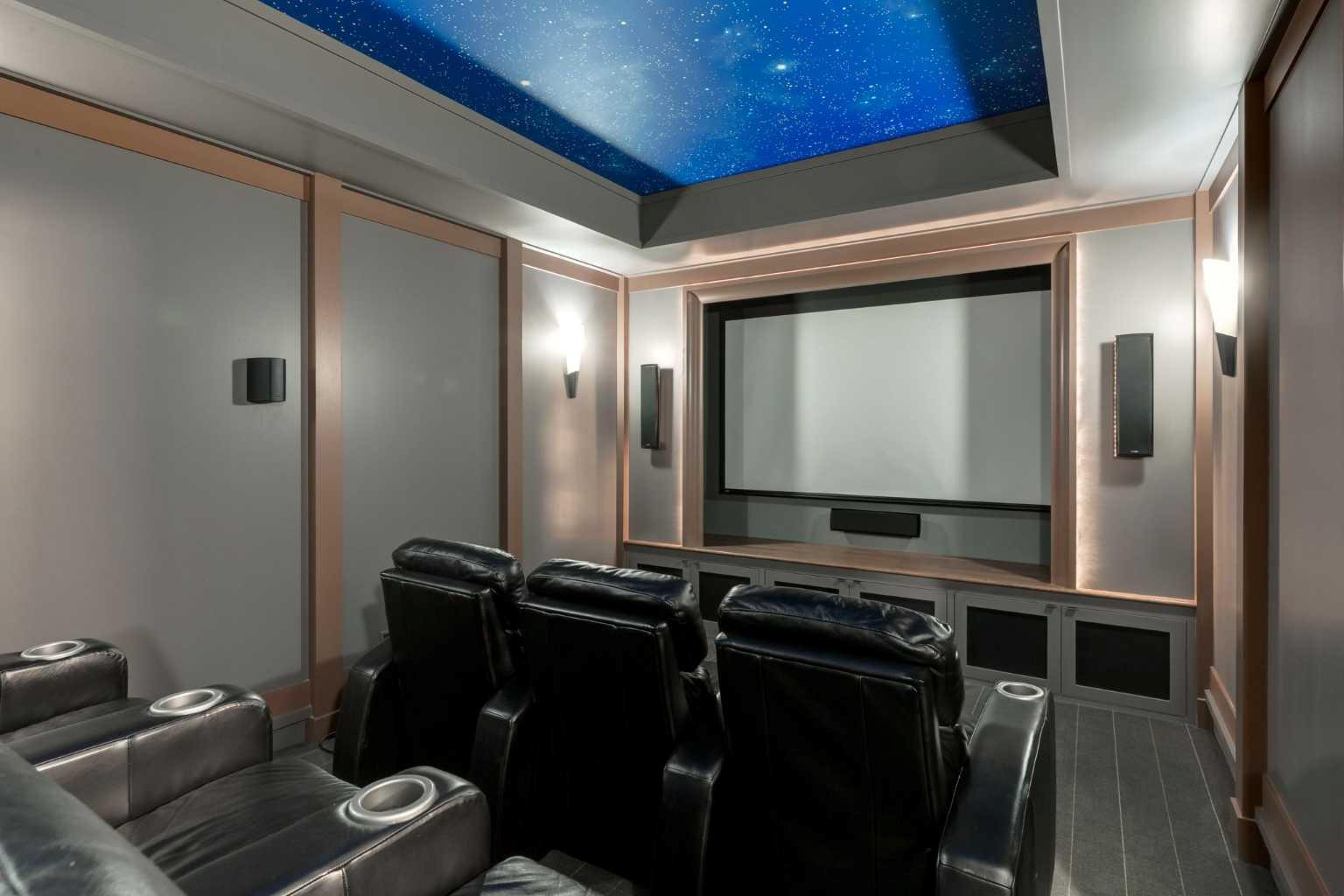 CALGARY, Alberta, T3H 5M3, CA, 5 Bedrooms Bedrooms, ,8 BathroomsBathrooms,Residential,For Sale,1988297