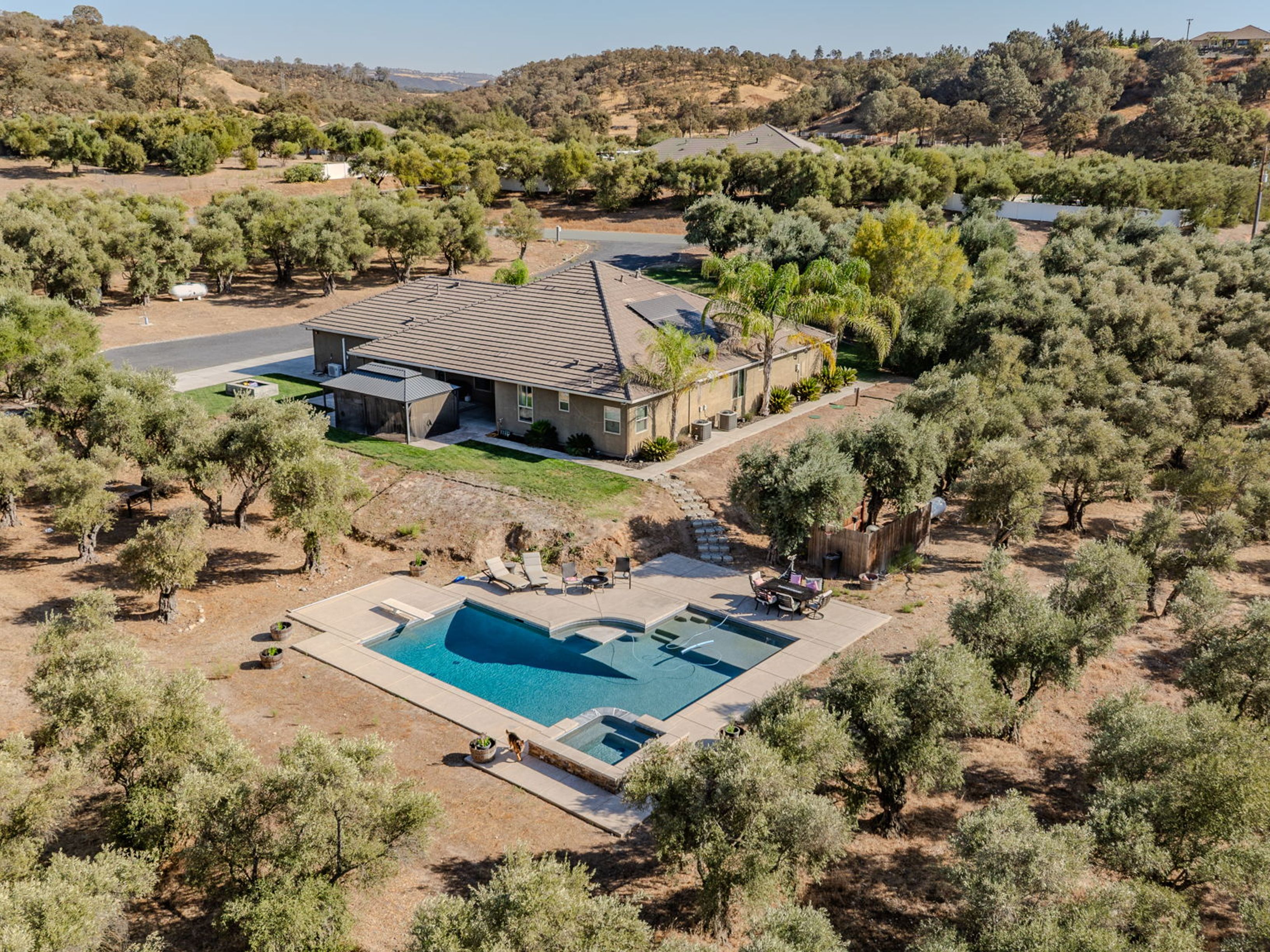  5250 West Lake Road, Valley Springs, CA 95252 - 物件實景