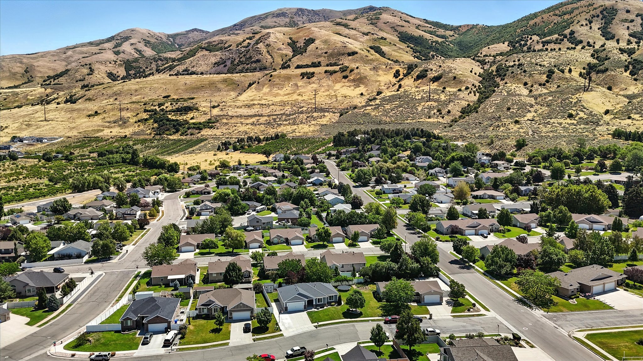 Perry, Utah, 84302, United States, 6 Bedrooms Bedrooms, ,3 BathroomsBathrooms,Residential,For Sale,1903790