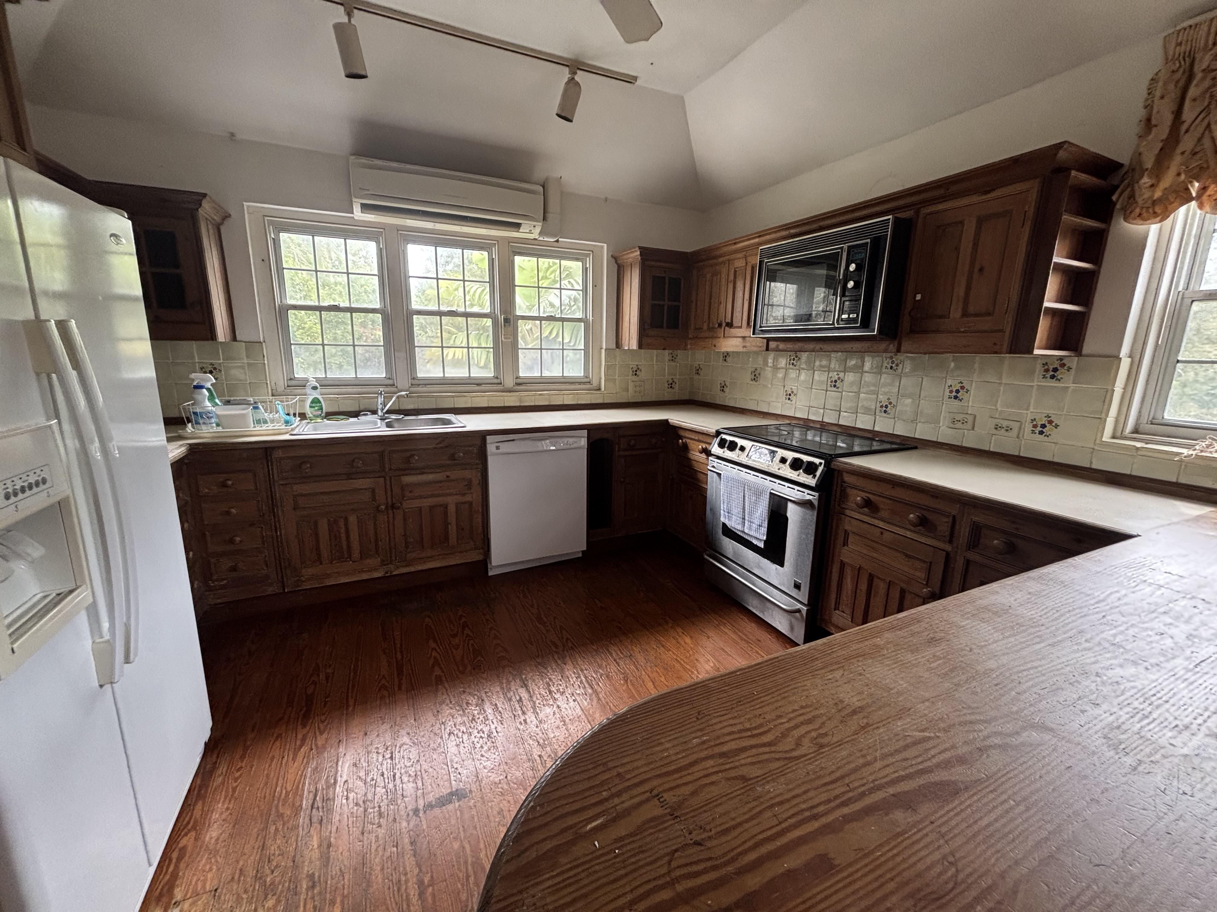 Paget, BM, 3 Bedrooms Bedrooms, ,2 BathroomsBathrooms,Residential,For Sale,1766178