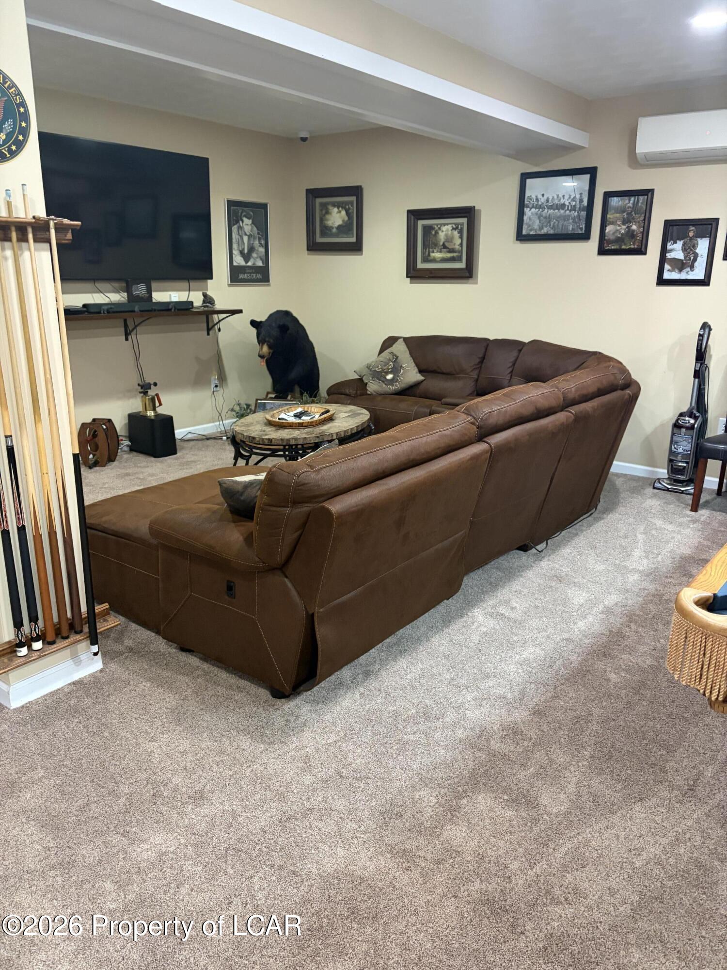 Hunlock Creek, Pennsylvania, 18621, United States, 3 Bedrooms Bedrooms, ,2 BathroomsBathrooms,Residential,For Sale,2044262