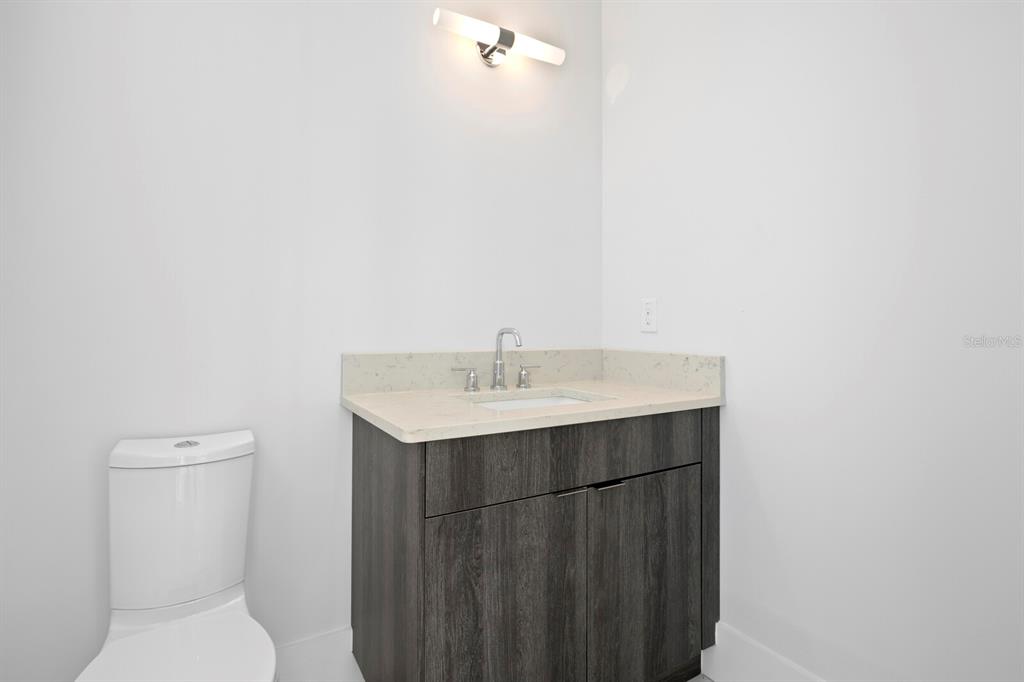 Tampa, Florida, 33606, United States, 5 Bedrooms Bedrooms, ,7 BathroomsBathrooms,Residential,For Sale,1779017