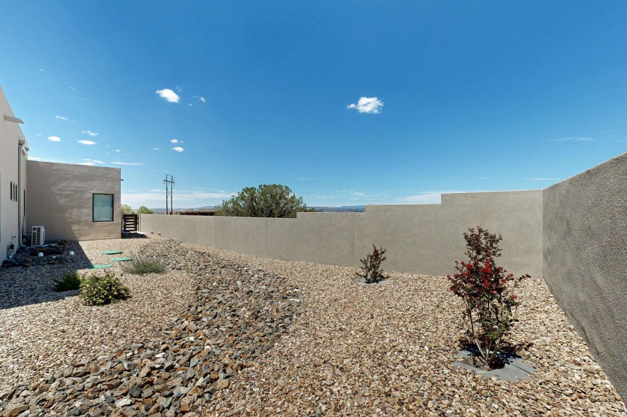 Placitas, New Mexico, 87043, United States, 3 Bedrooms Bedrooms, ,4 BathroomsBathrooms,Residential,For Sale,1903548