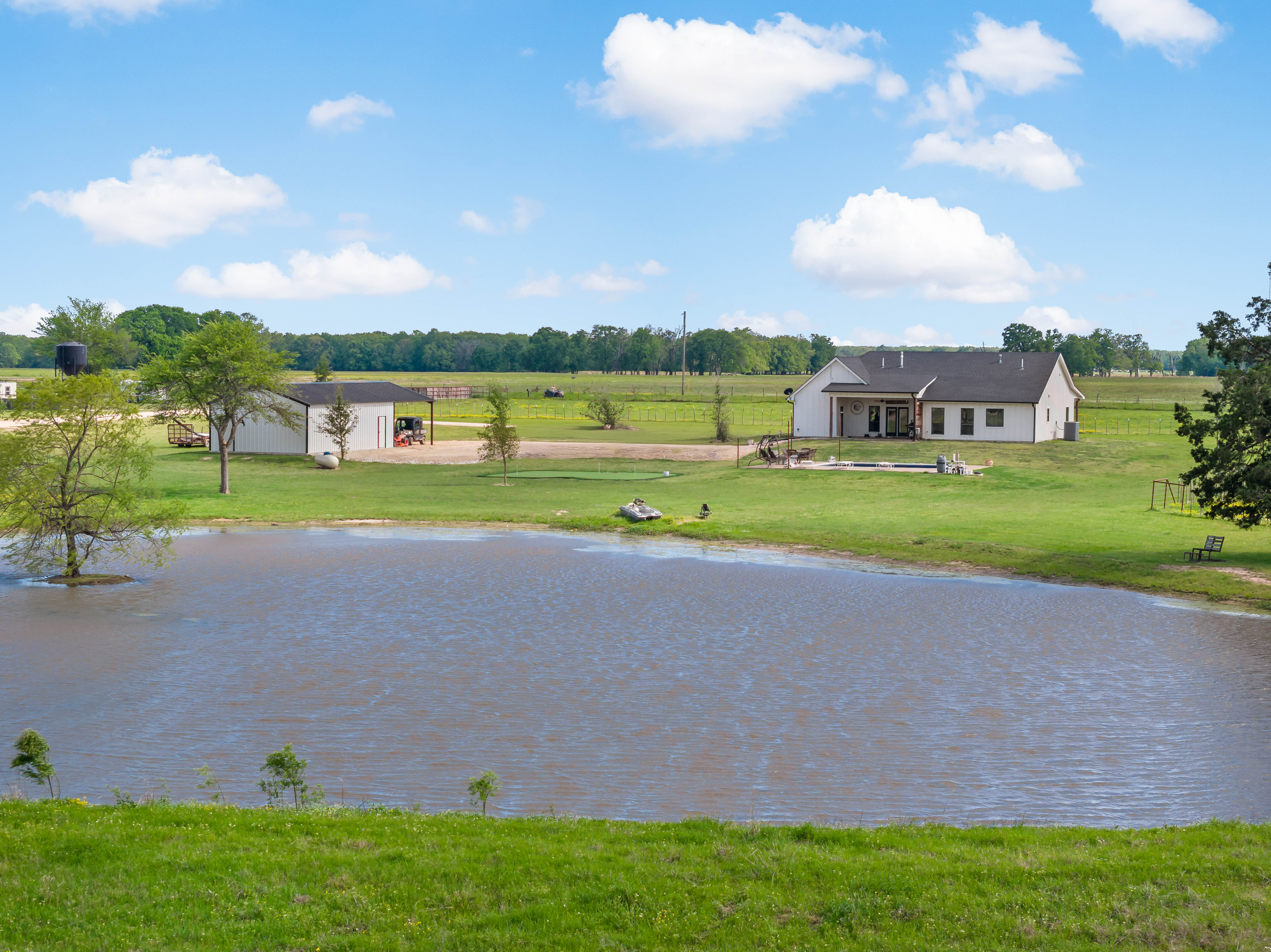 Paris, Texas, 75462, United States, 3 Bedrooms Bedrooms, ,2 BathroomsBathrooms,Residential,For Sale,1983529