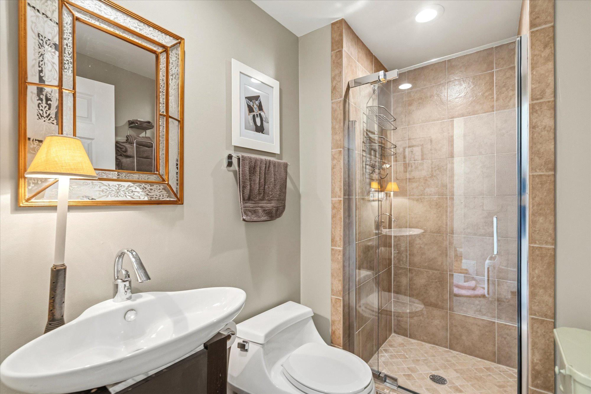  610 Tivoli Passage Way, Alexandria, VA, 22314 - 物件實景