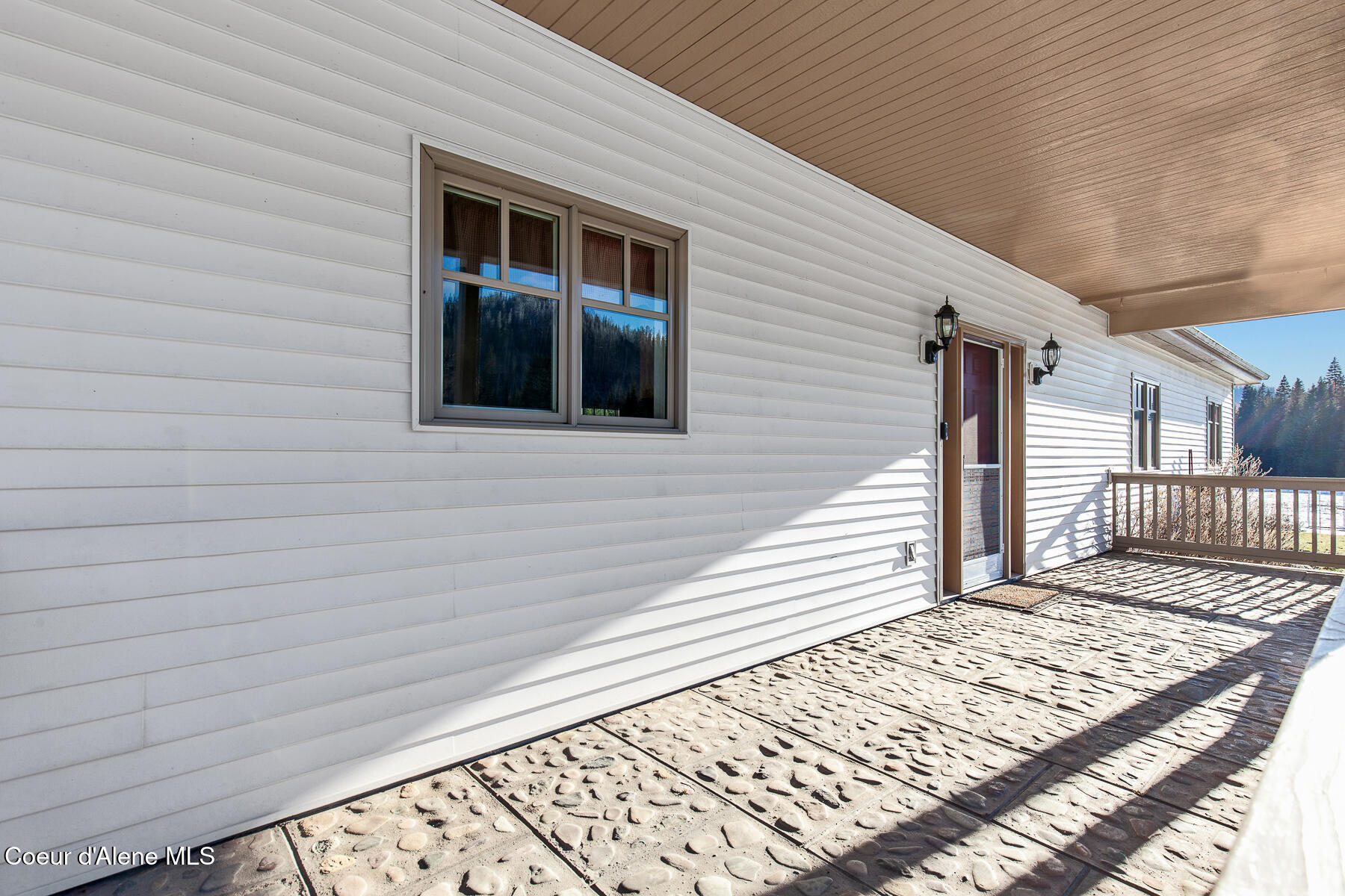 Wallace, Idaho, 83873, United States, 3 Bedrooms Bedrooms, ,3 BathroomsBathrooms,Residential,For Sale,2040255
