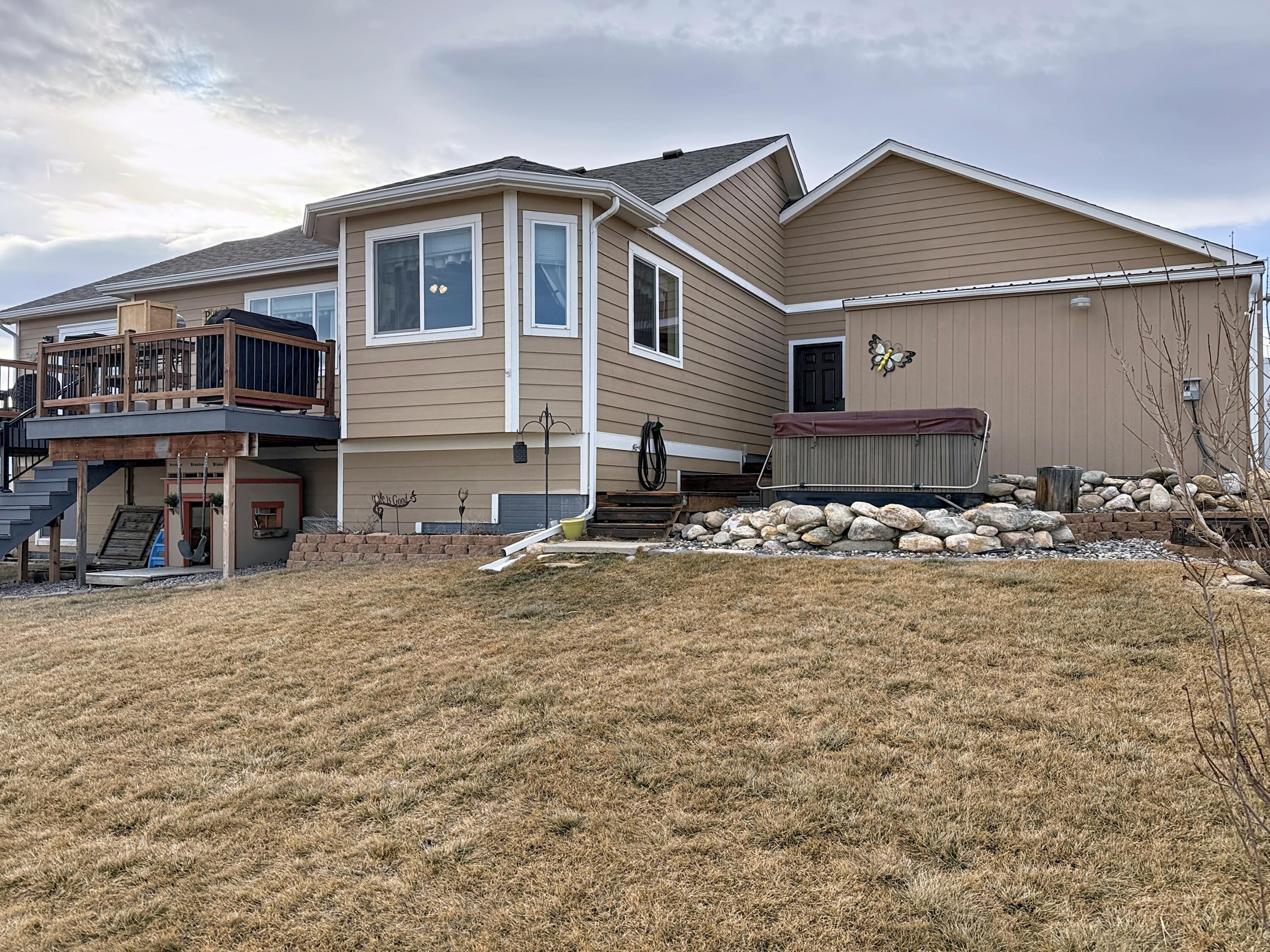 Buffalo, Wyoming, 82834, United States, 5 Bedrooms Bedrooms, ,3 BathroomsBathrooms,Residential,For Sale,2016327